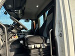Cab with Seats/armrests