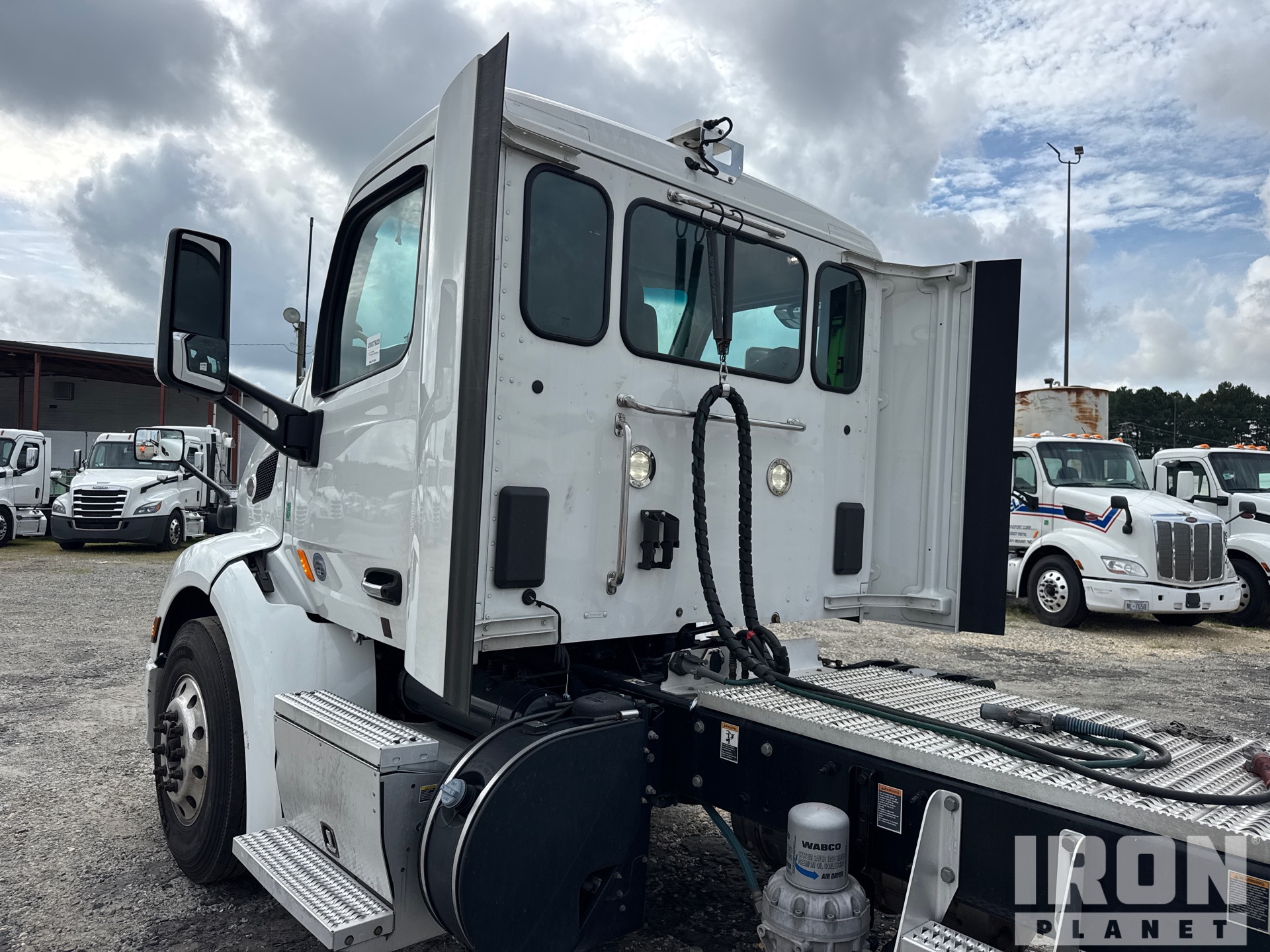 2020 Peterbilt 579