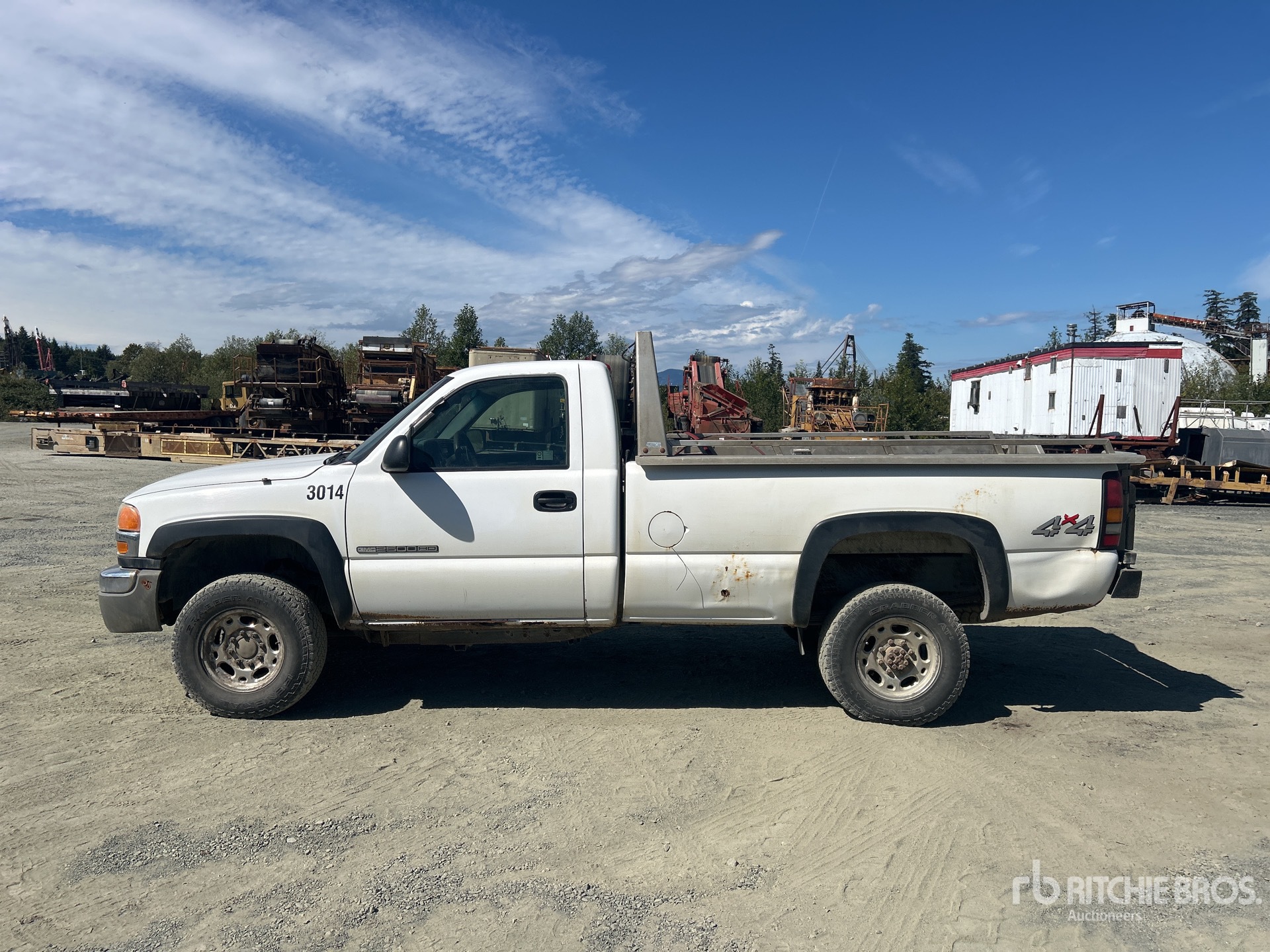 2005 GMC SIERRA 2500HD