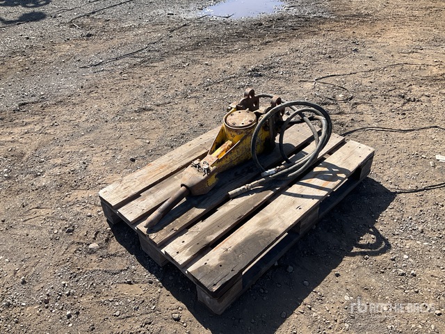 Hydraulic Breaker