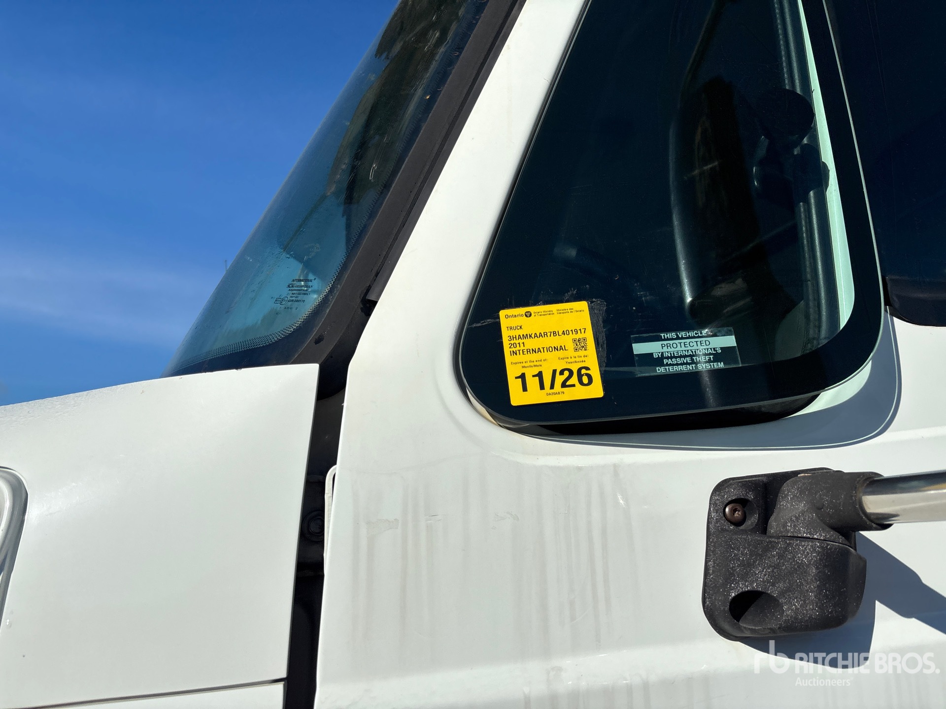 2011 International DURASTAR 4400