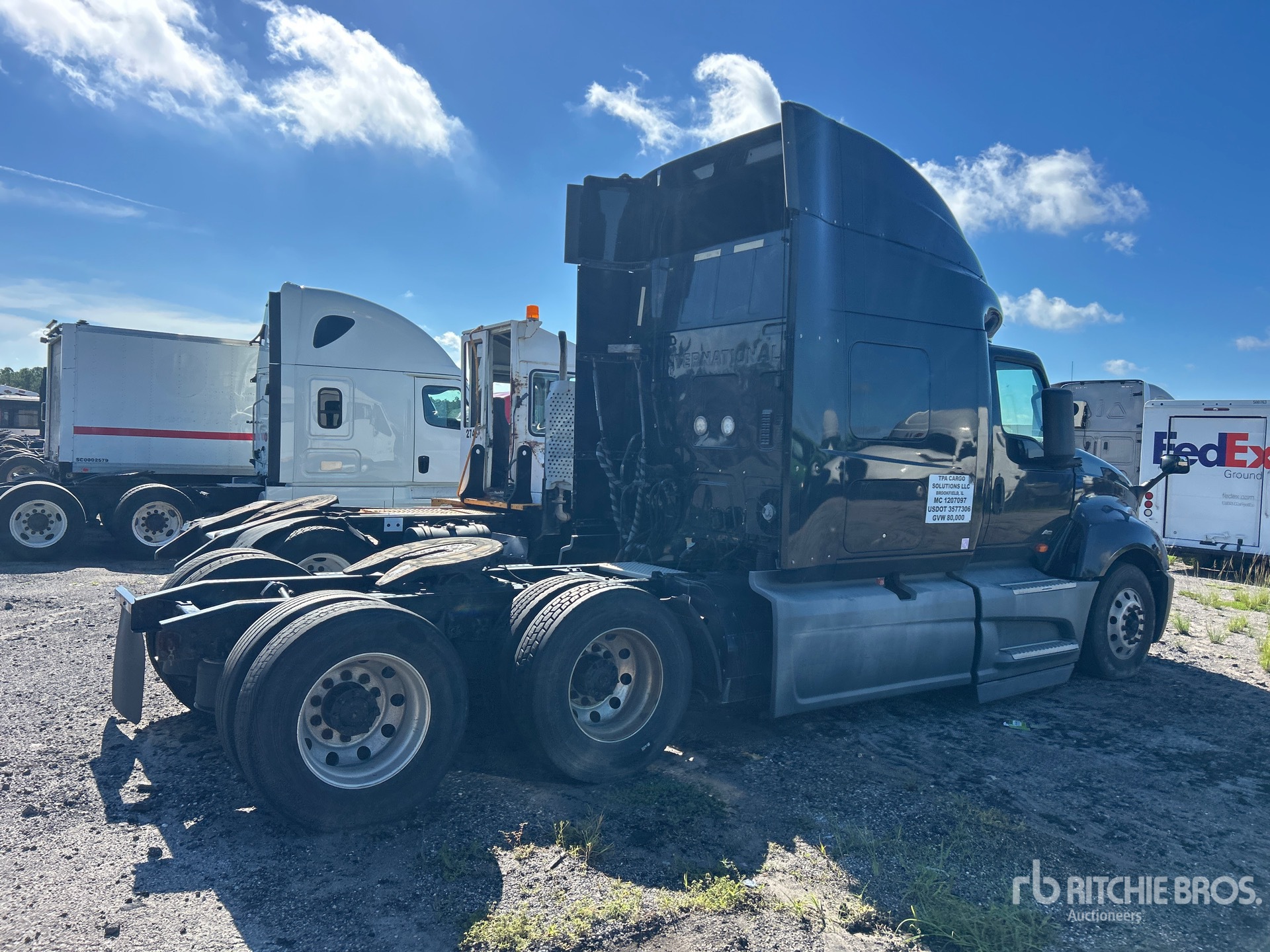 2020 International LT625