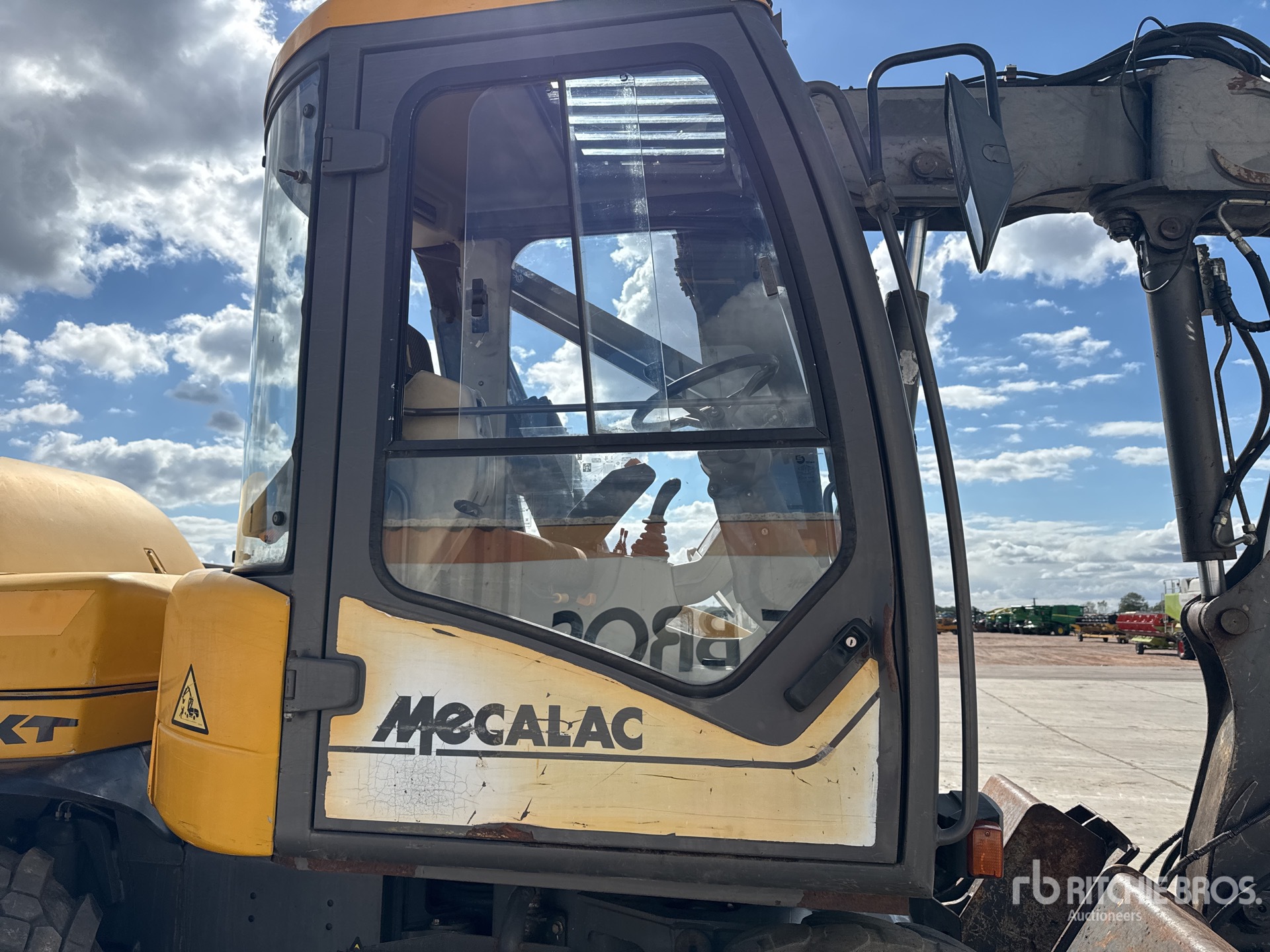 2008 Mecalac 12MXT