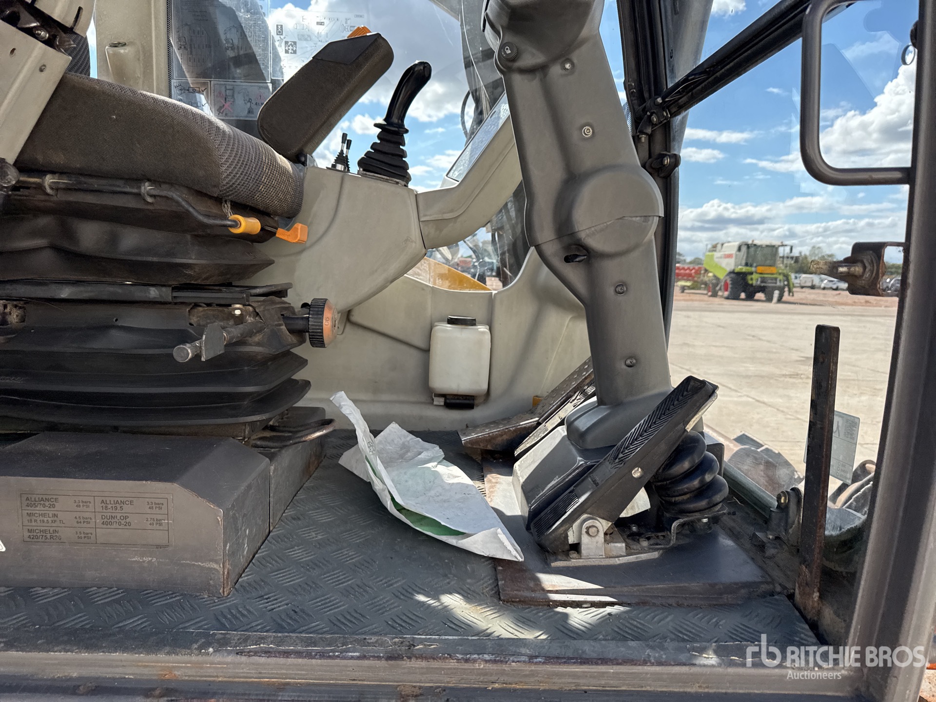 2008 Mecalac 12MXT