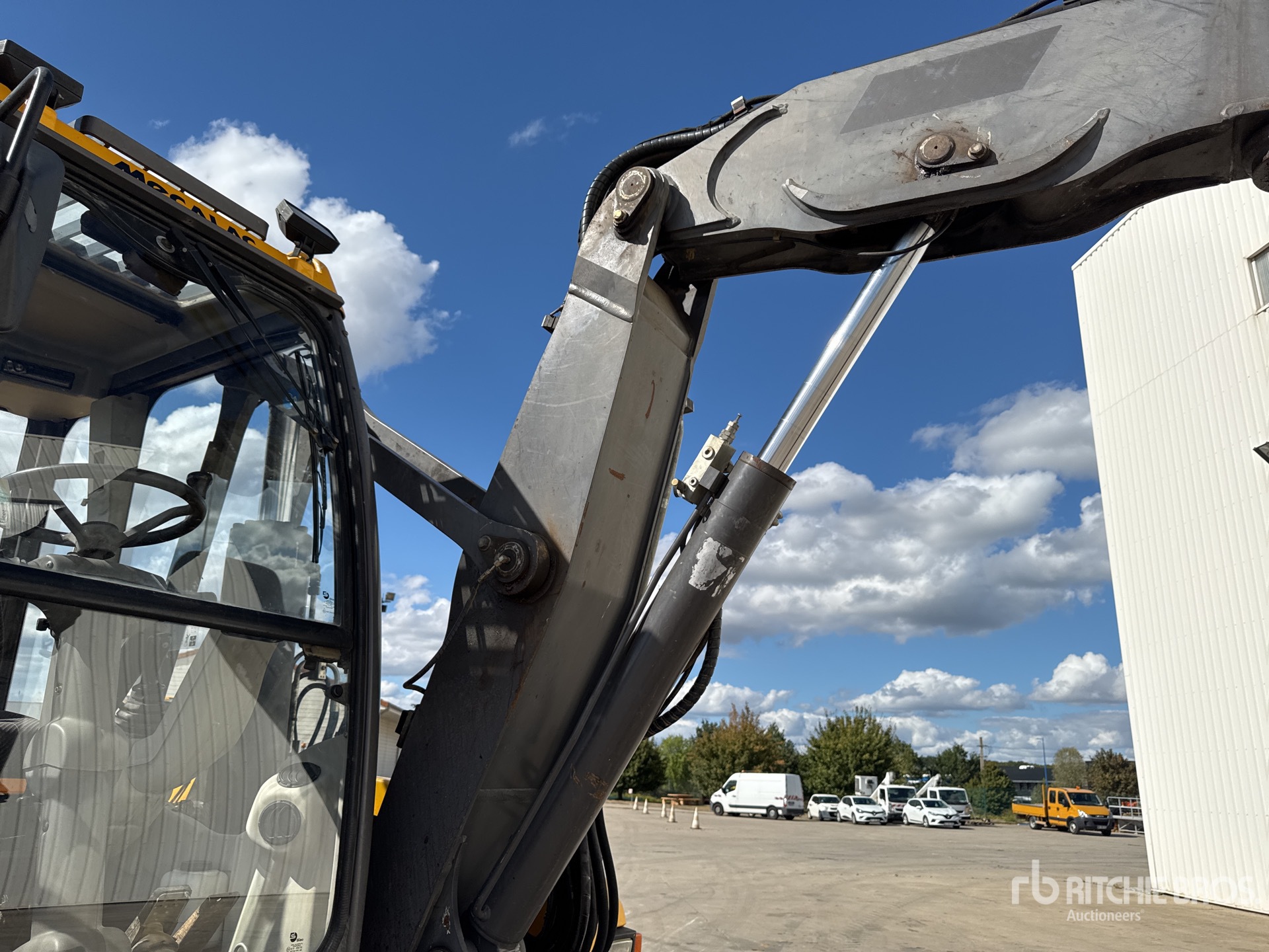 2008 Mecalac 12MXT