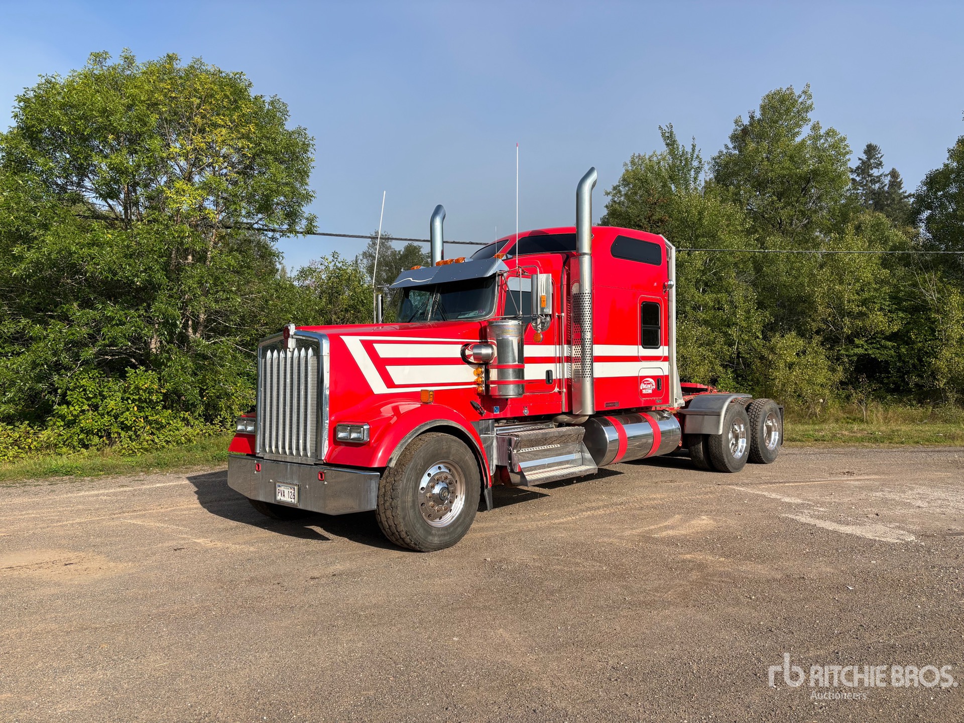 2024 Kenworth W900L