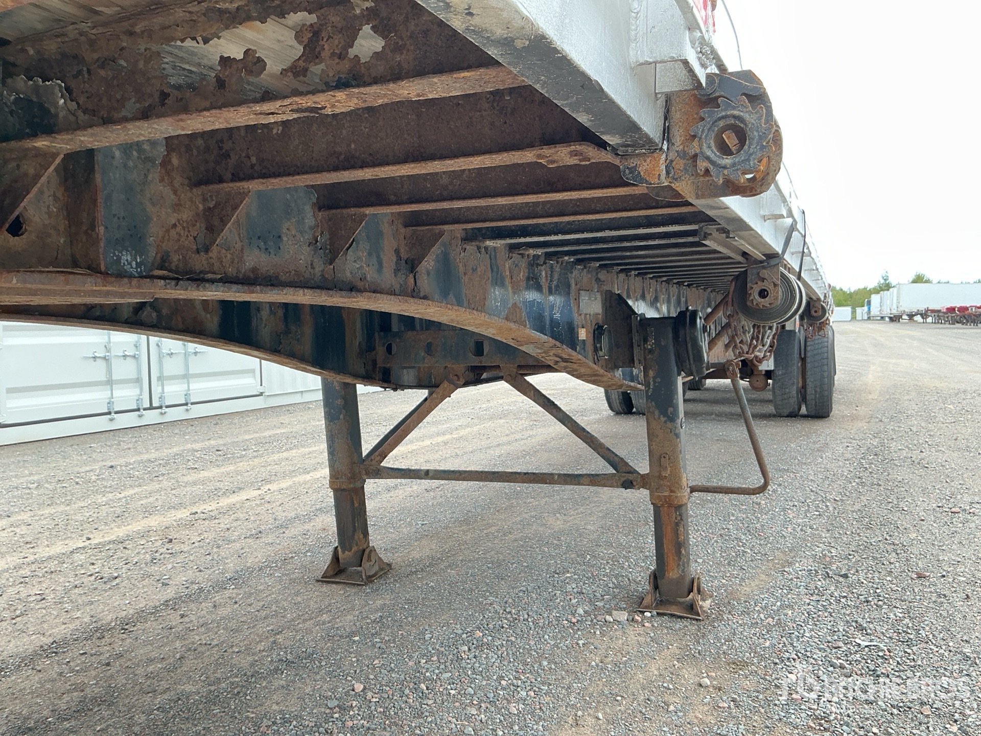 2009 Load King  53 FT TRI/A