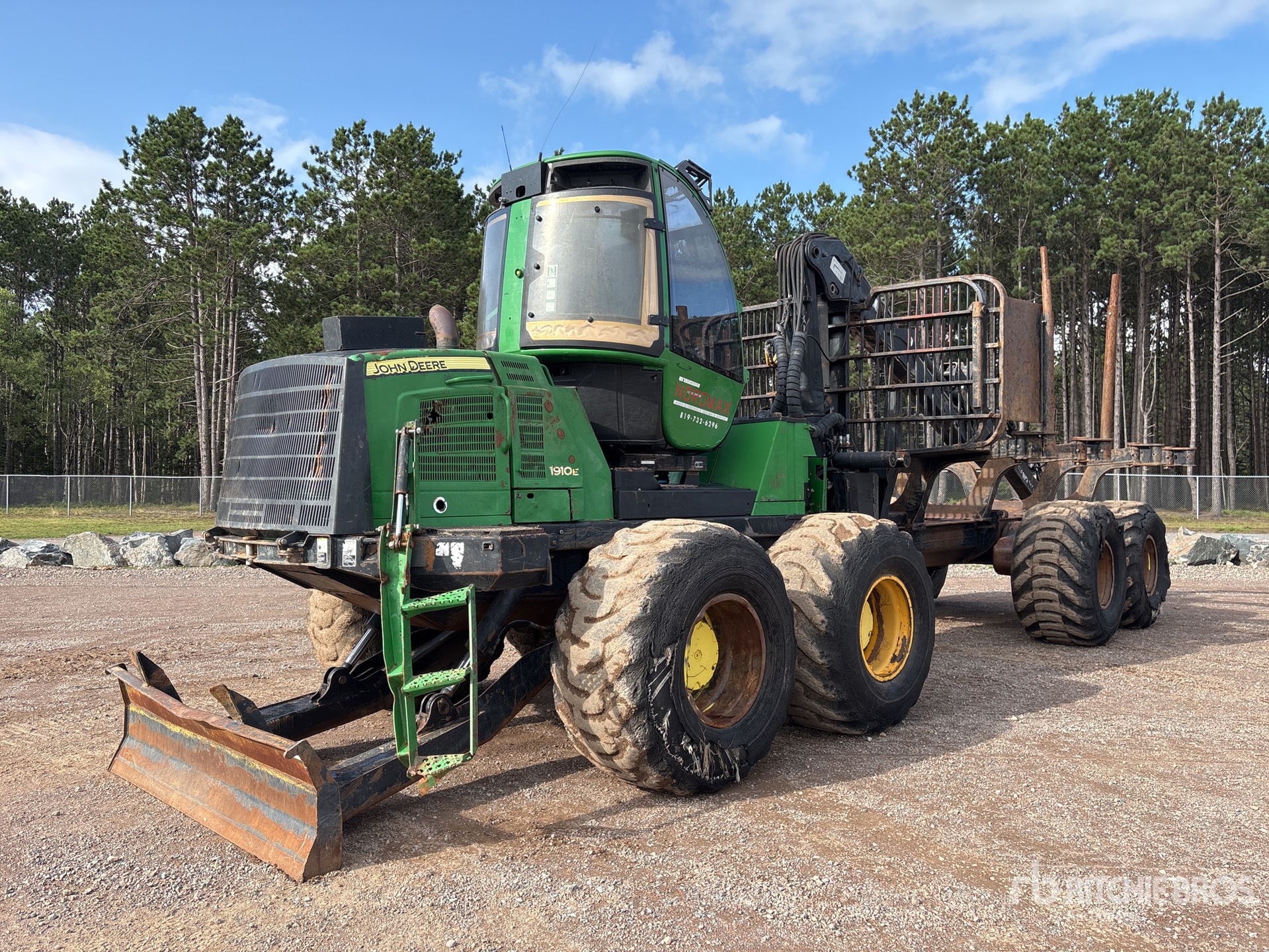 2014 John Deere 1910E