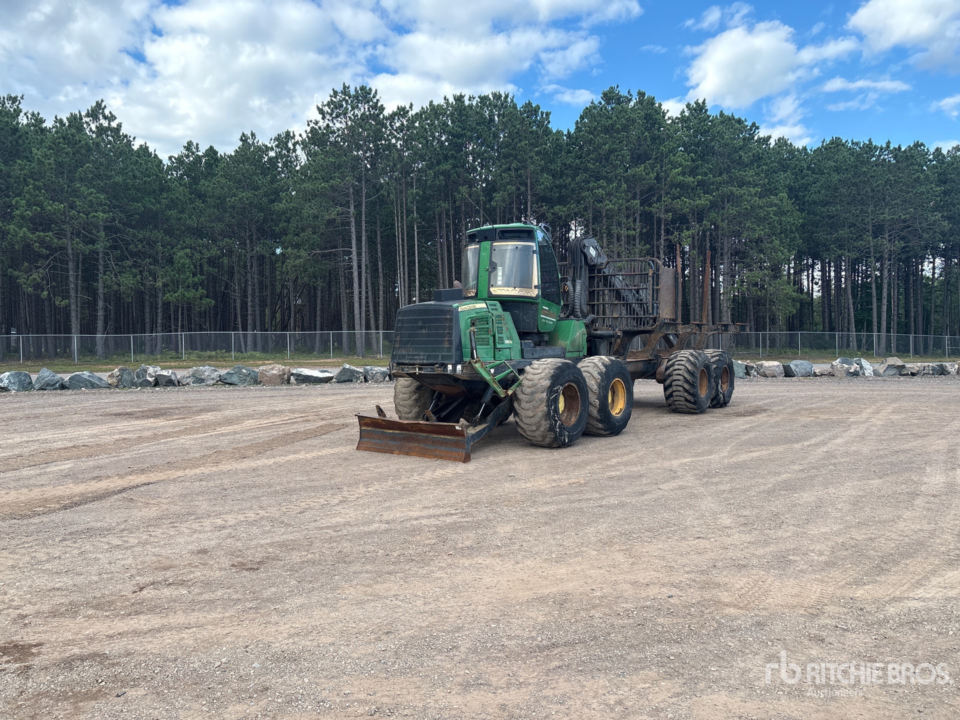 2014 John Deere 1910E