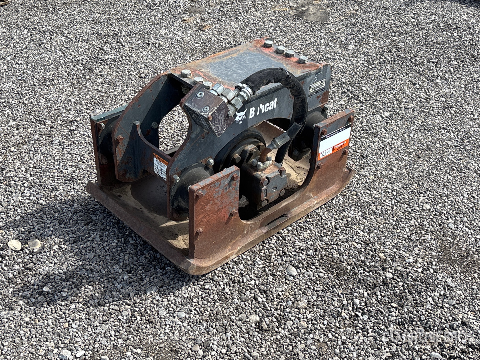 Bobcat VIBRATORY PLATE TAMPER