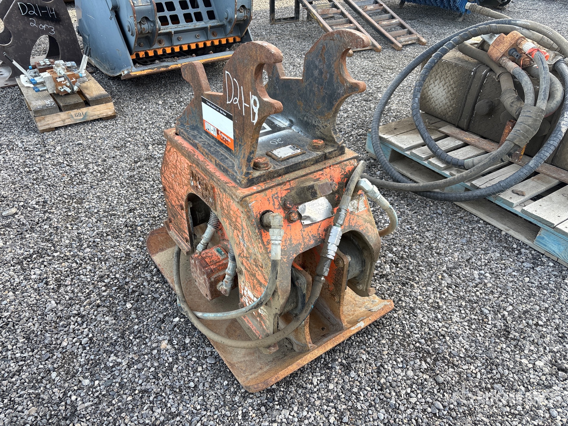 Brandt 23 IN - FITS JOHN DEERE 50/60