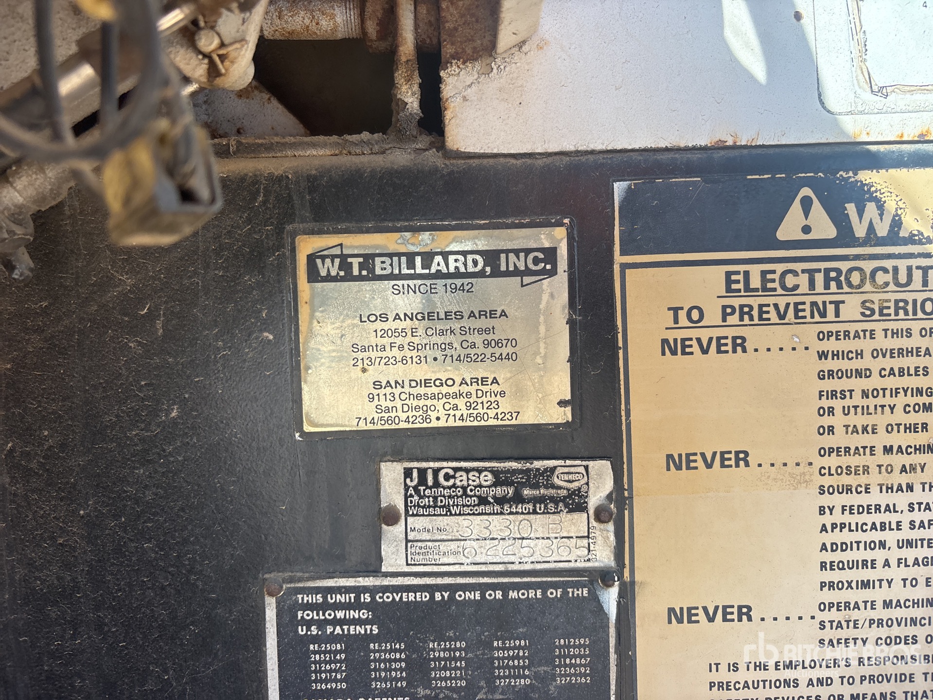 1981 Case 3330B