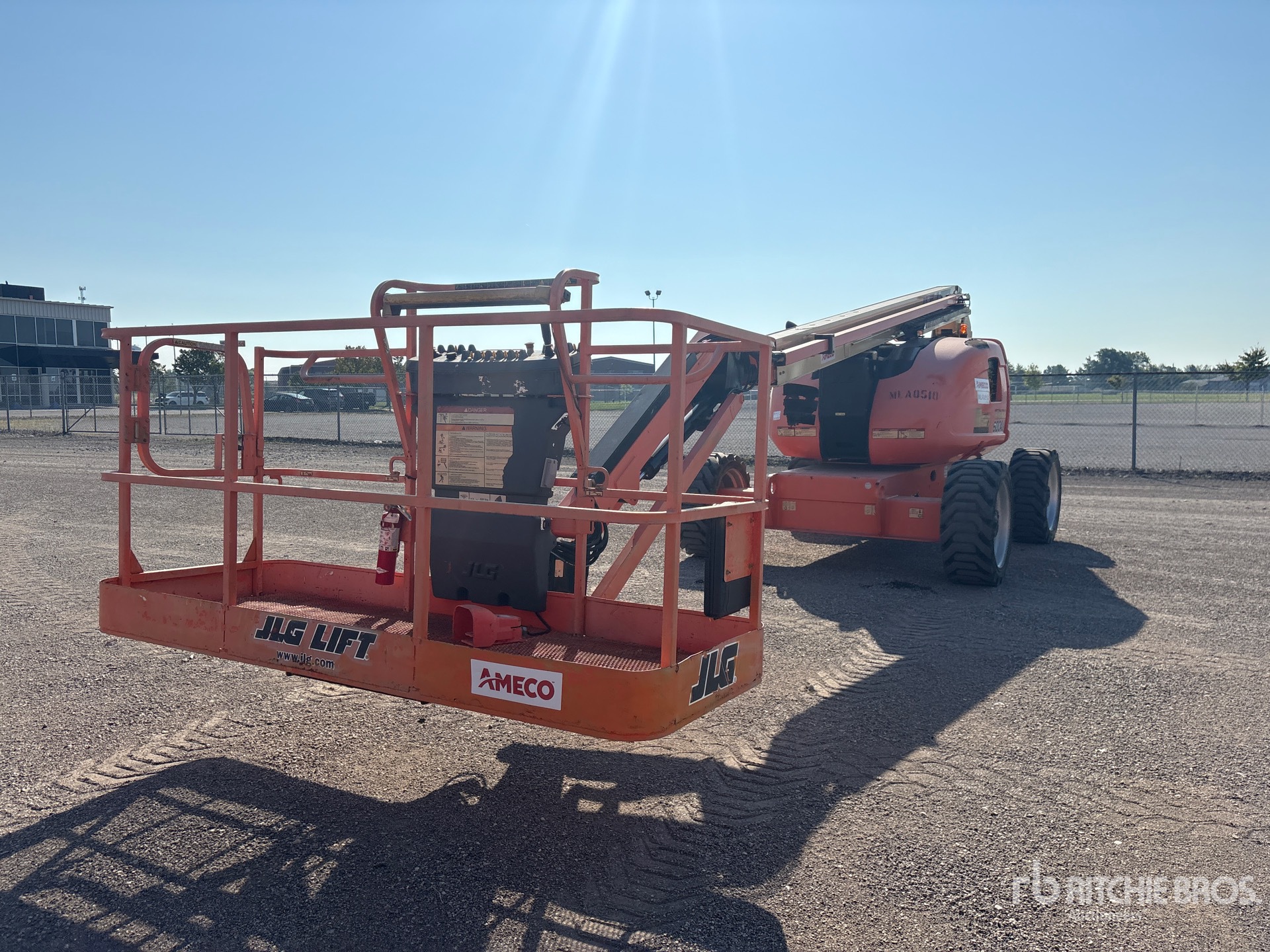 Photo of 2017 JLG 600AJ