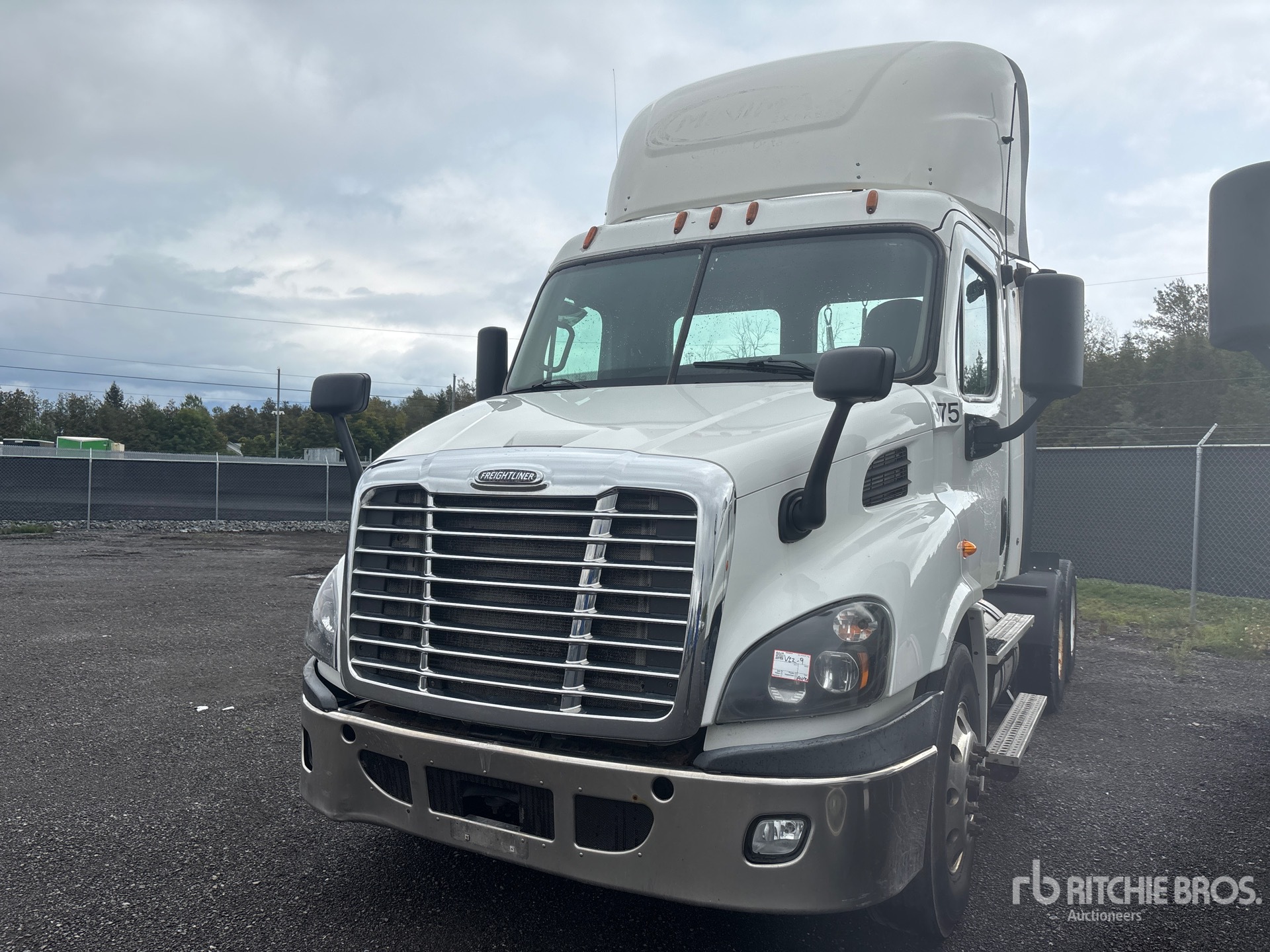 Photo of 2017 Freightliner CASCADIA 113