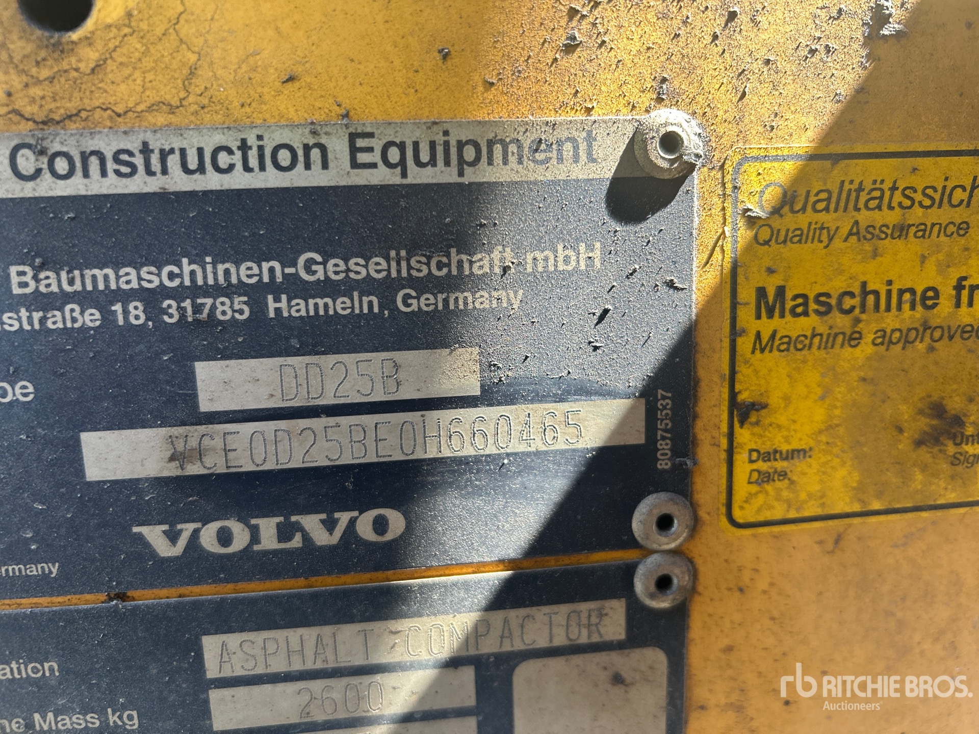 2016 Volvo DD25B