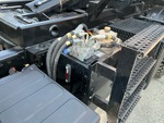 Underbody with Hydraulic Tank