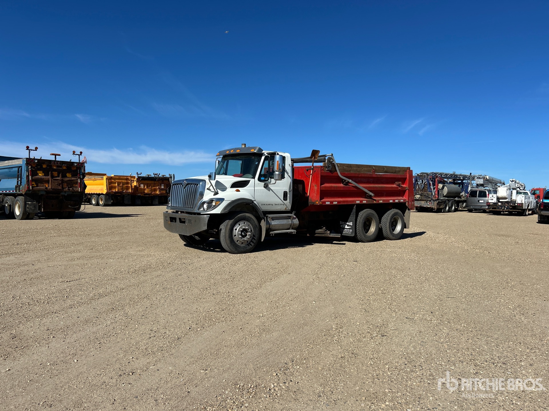 2009 International 7500SBA