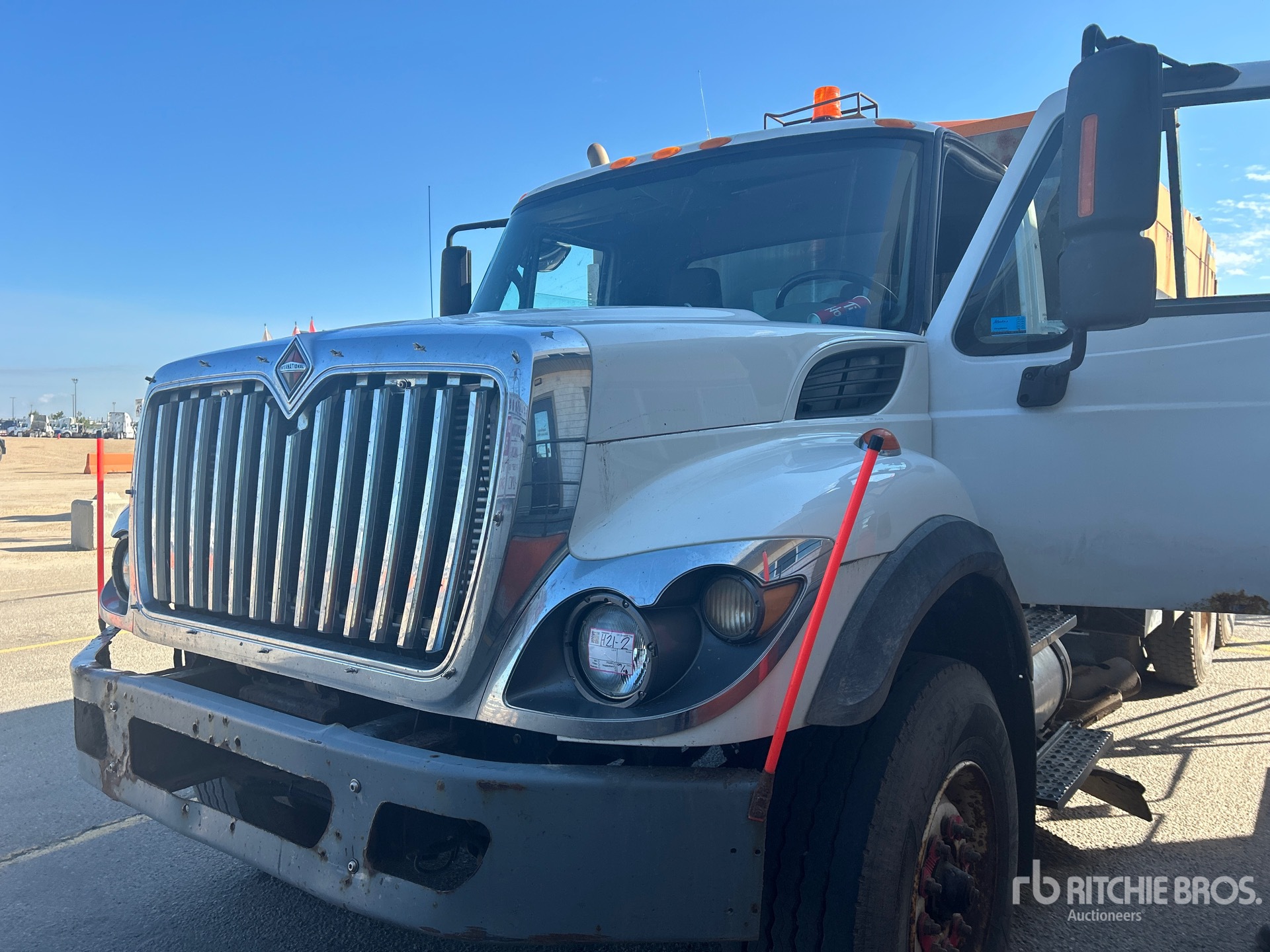 2011 International 7500SBA