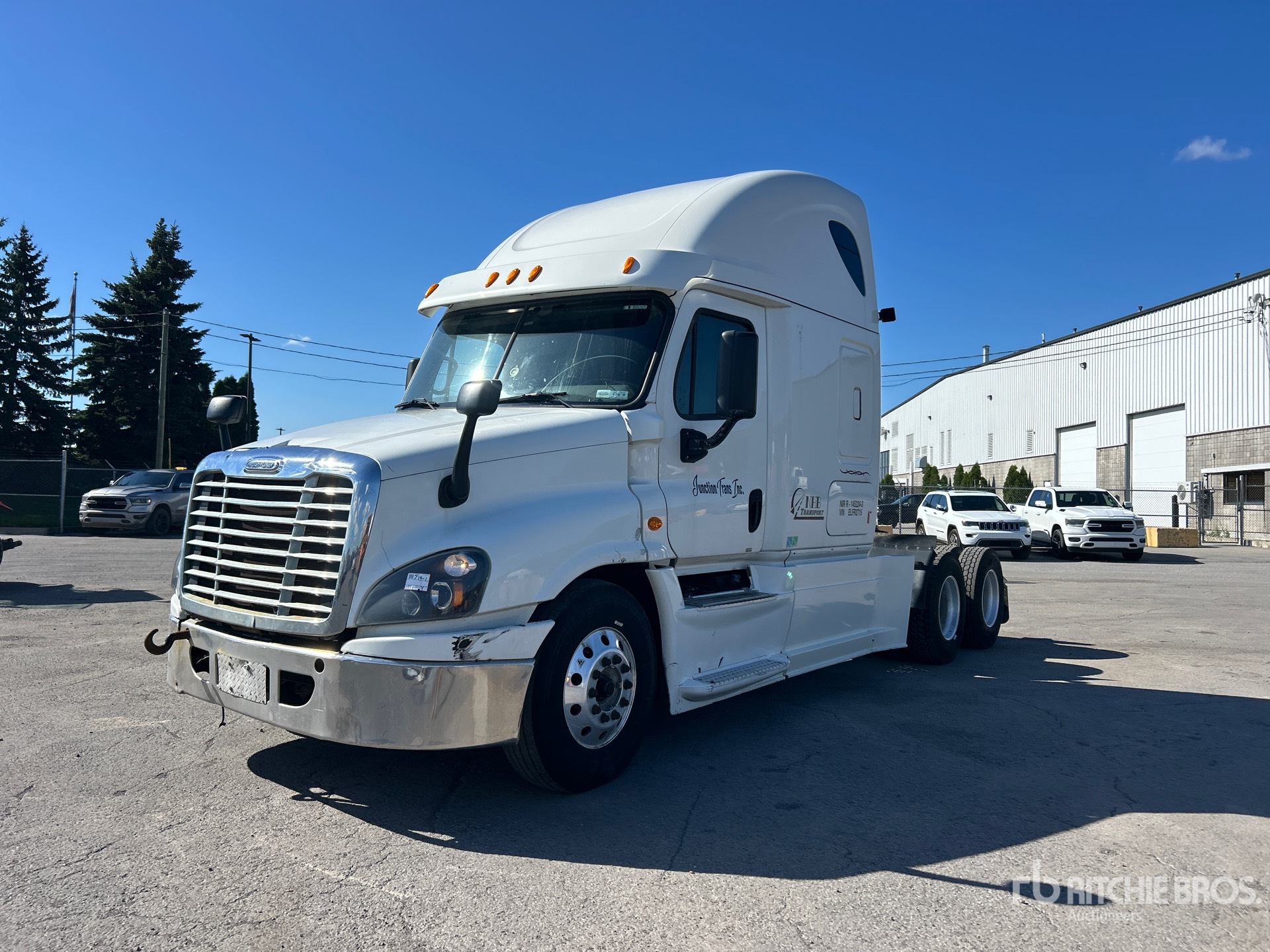 Photo of 2014 Freightliner CASCADIA 125
