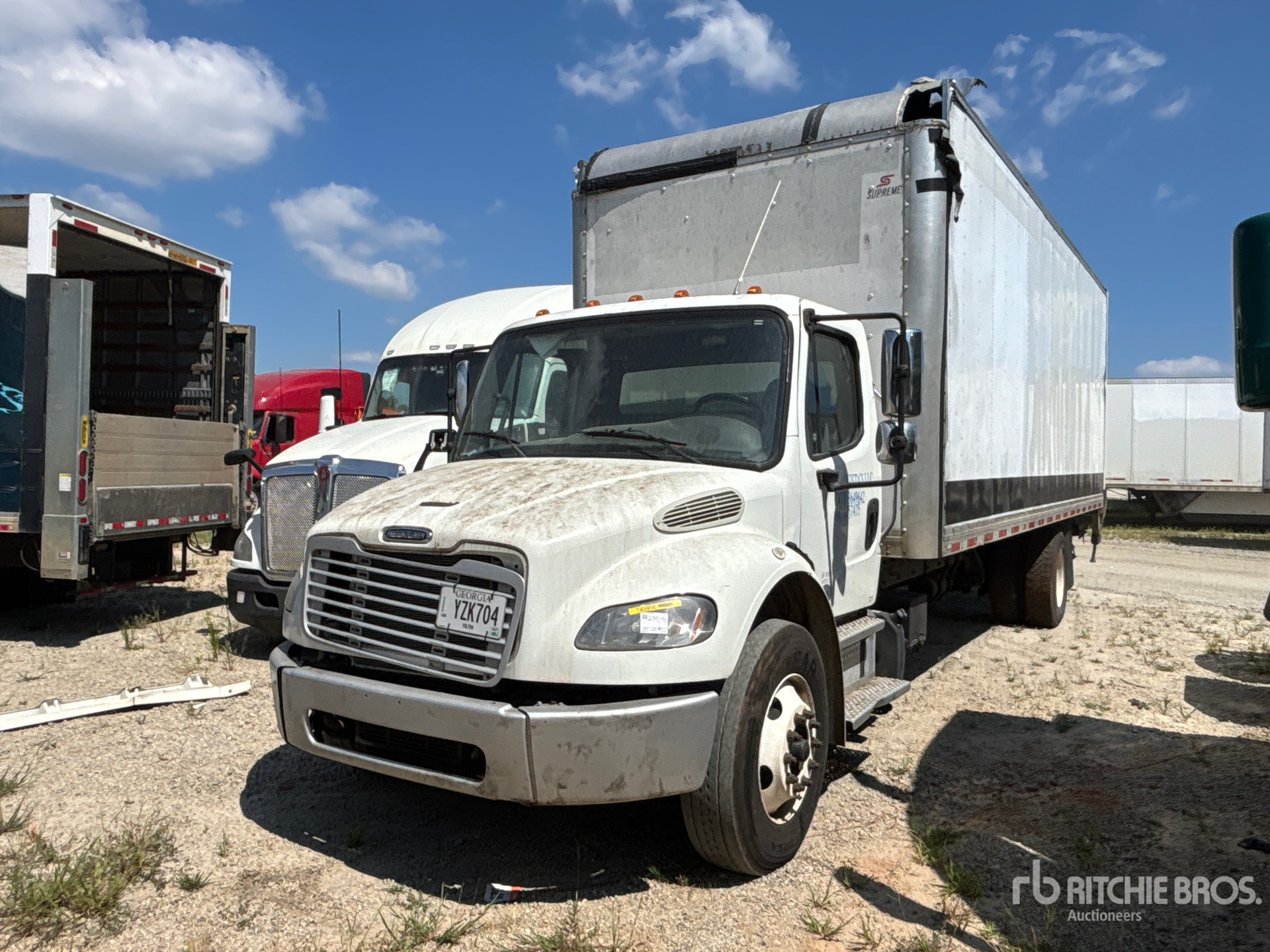 2018 Freightliner M2 106