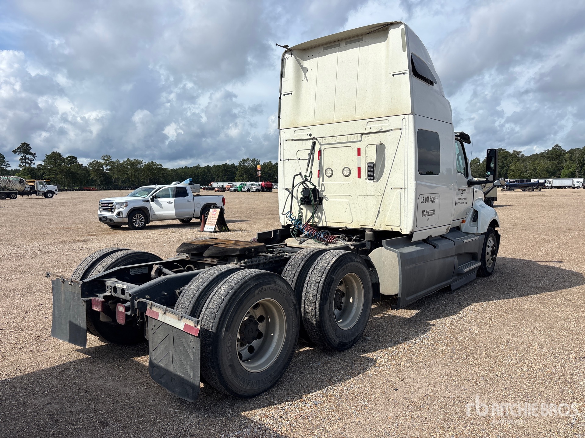 2020 International LT625