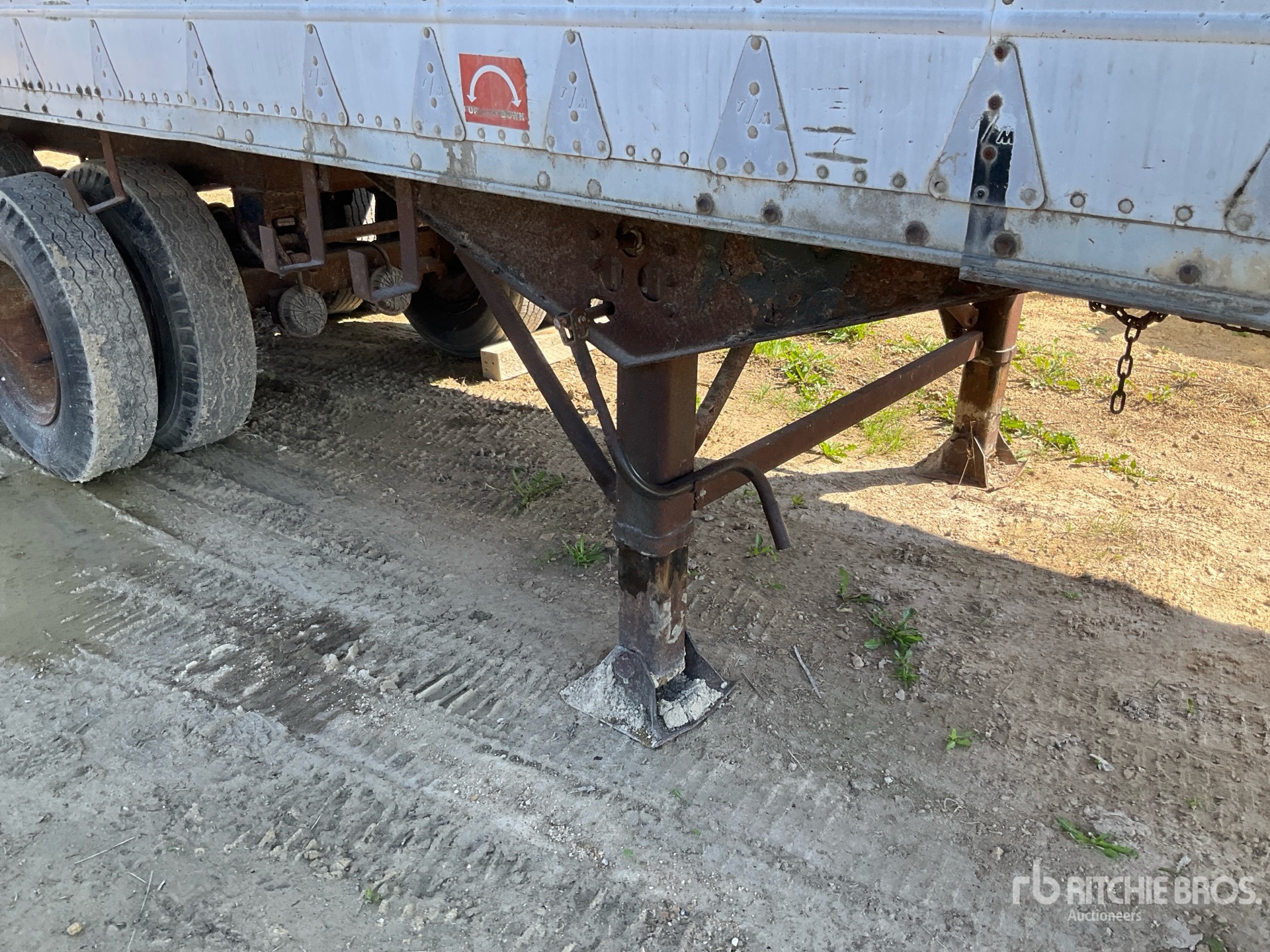 Trailmobile 26 ft T/A
