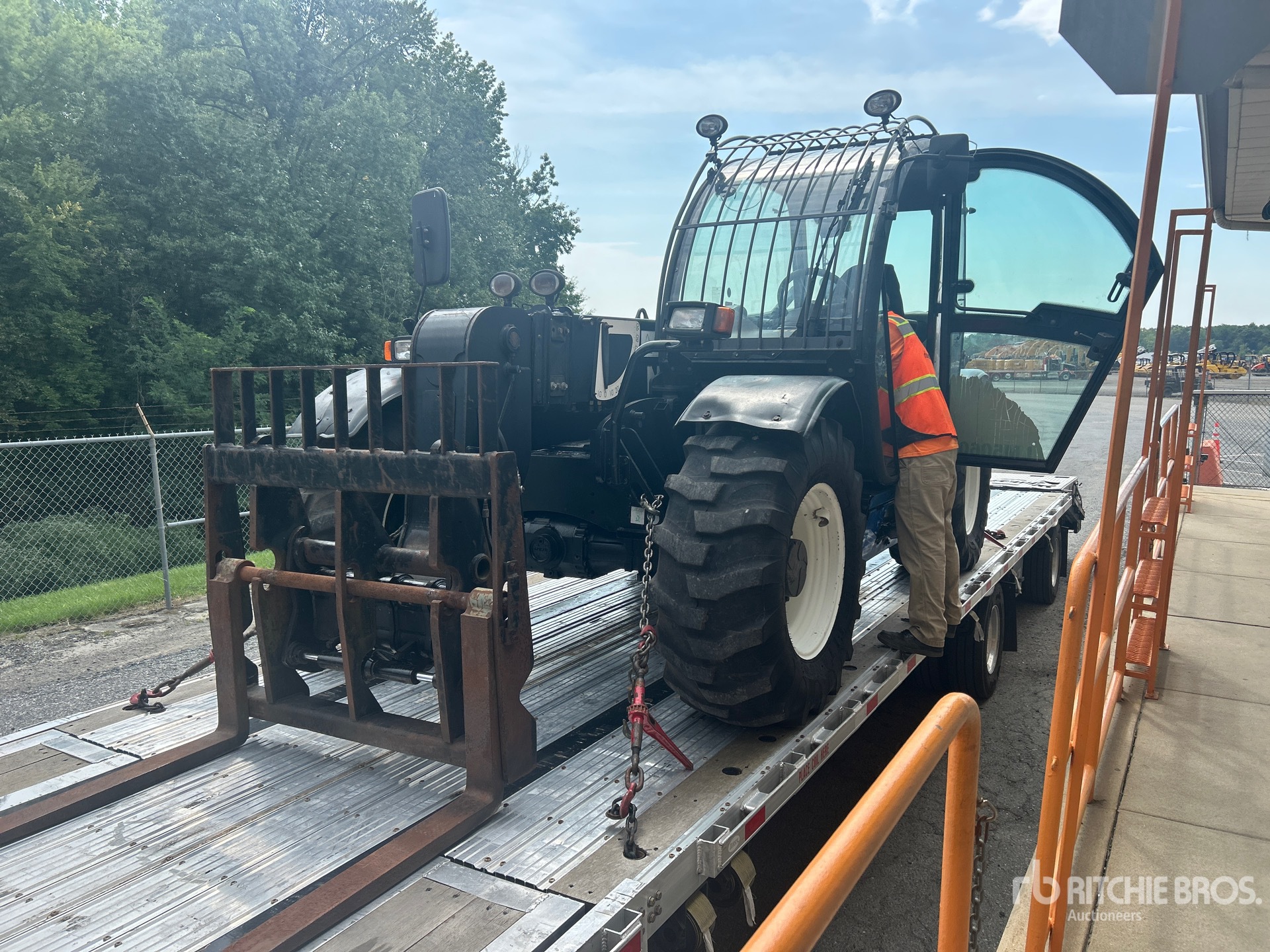 Photo of New Holland LM5060