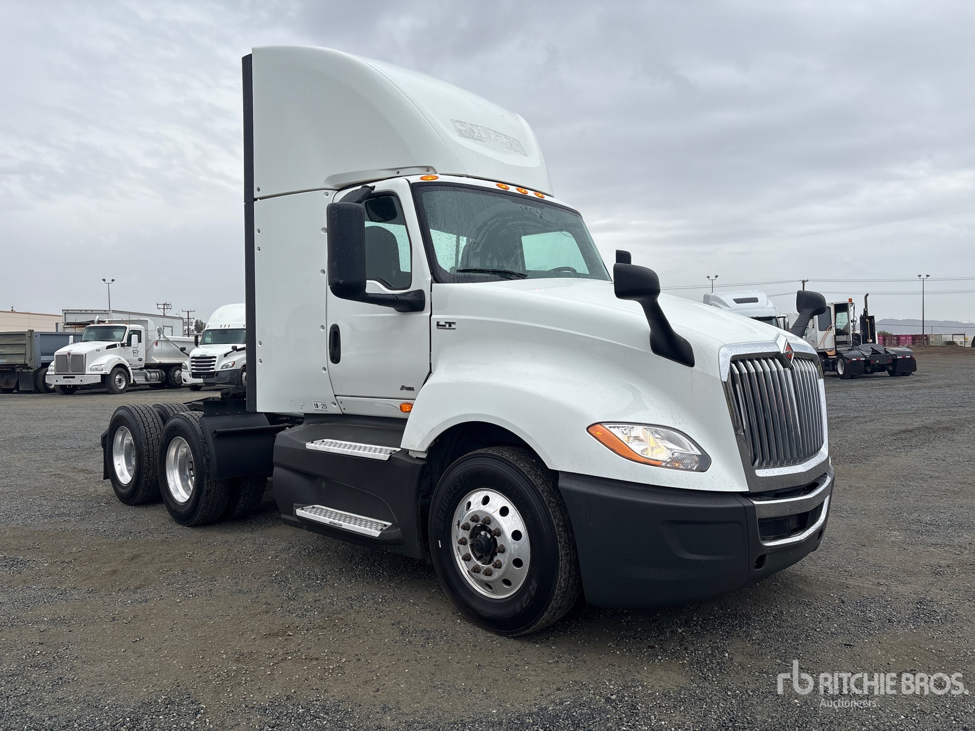 2021 International LT625