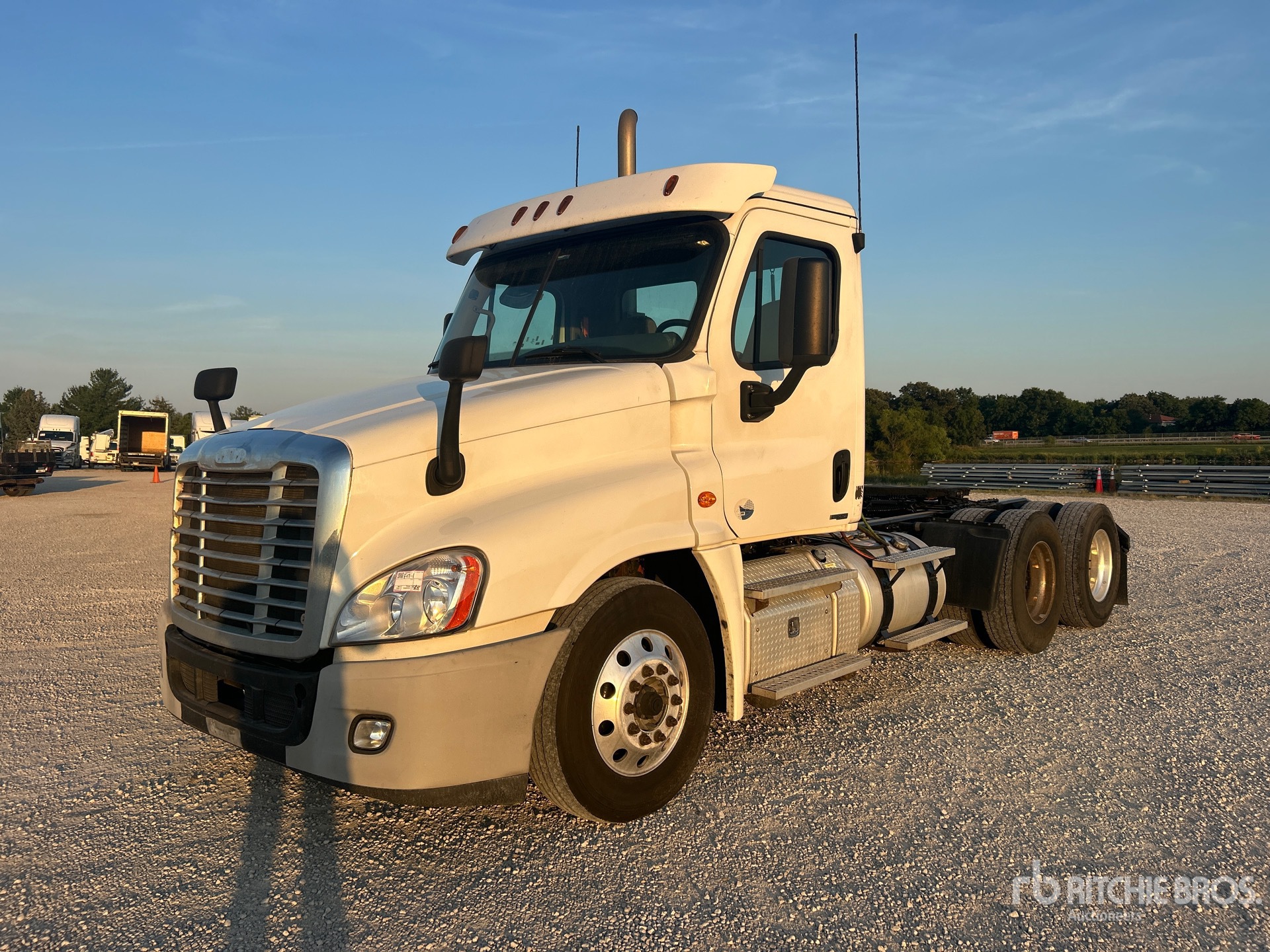 2018 Freightliner CASCADIA 125