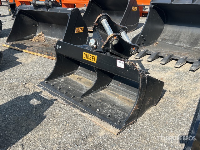 Diesel Equipment 140CL Excavator Bucket