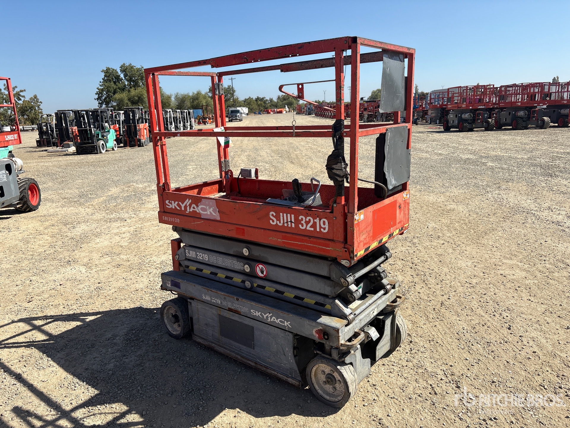 2012 Skyjack SJ 3219