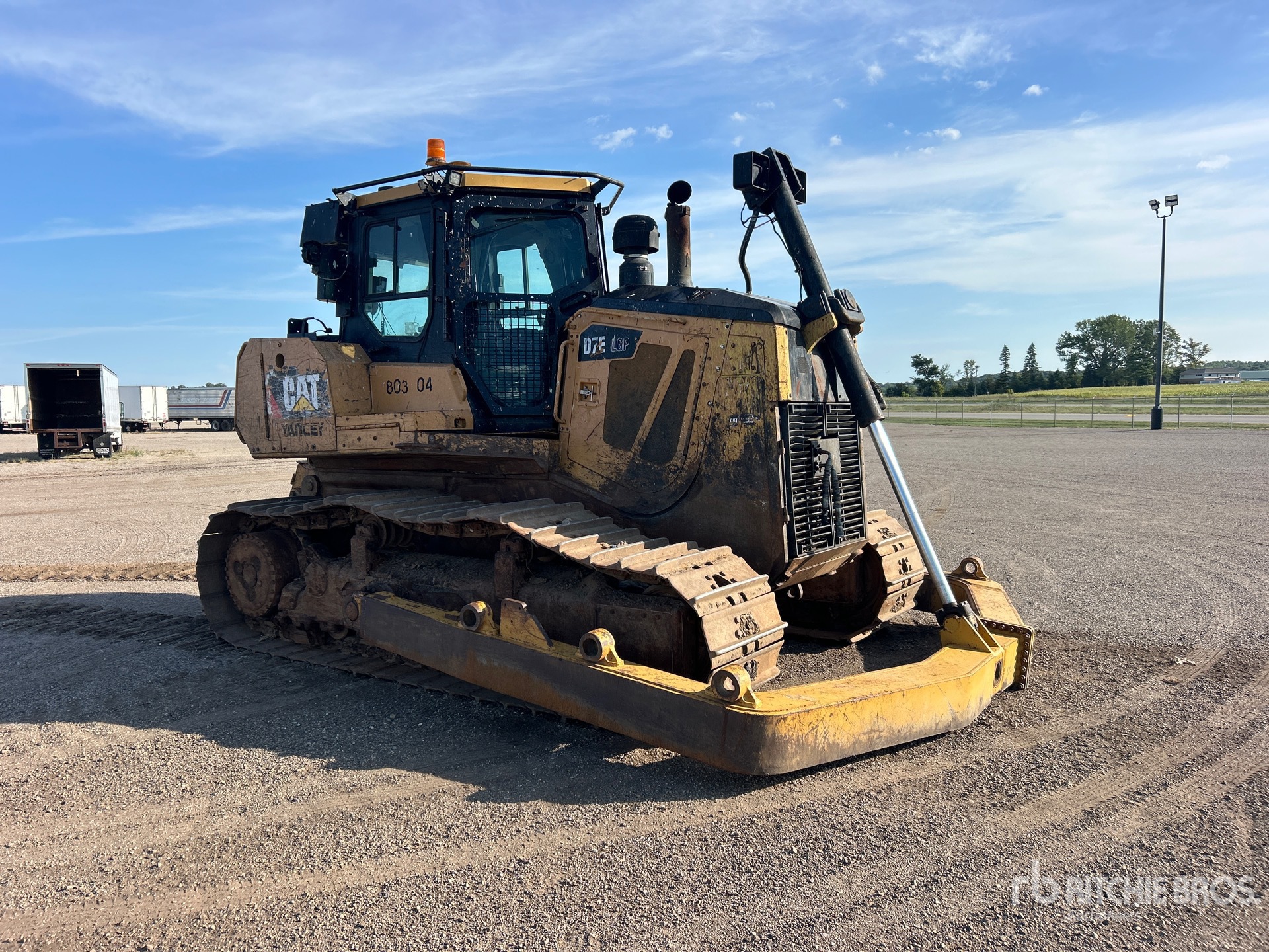 2011 Caterpillar D7E LGP