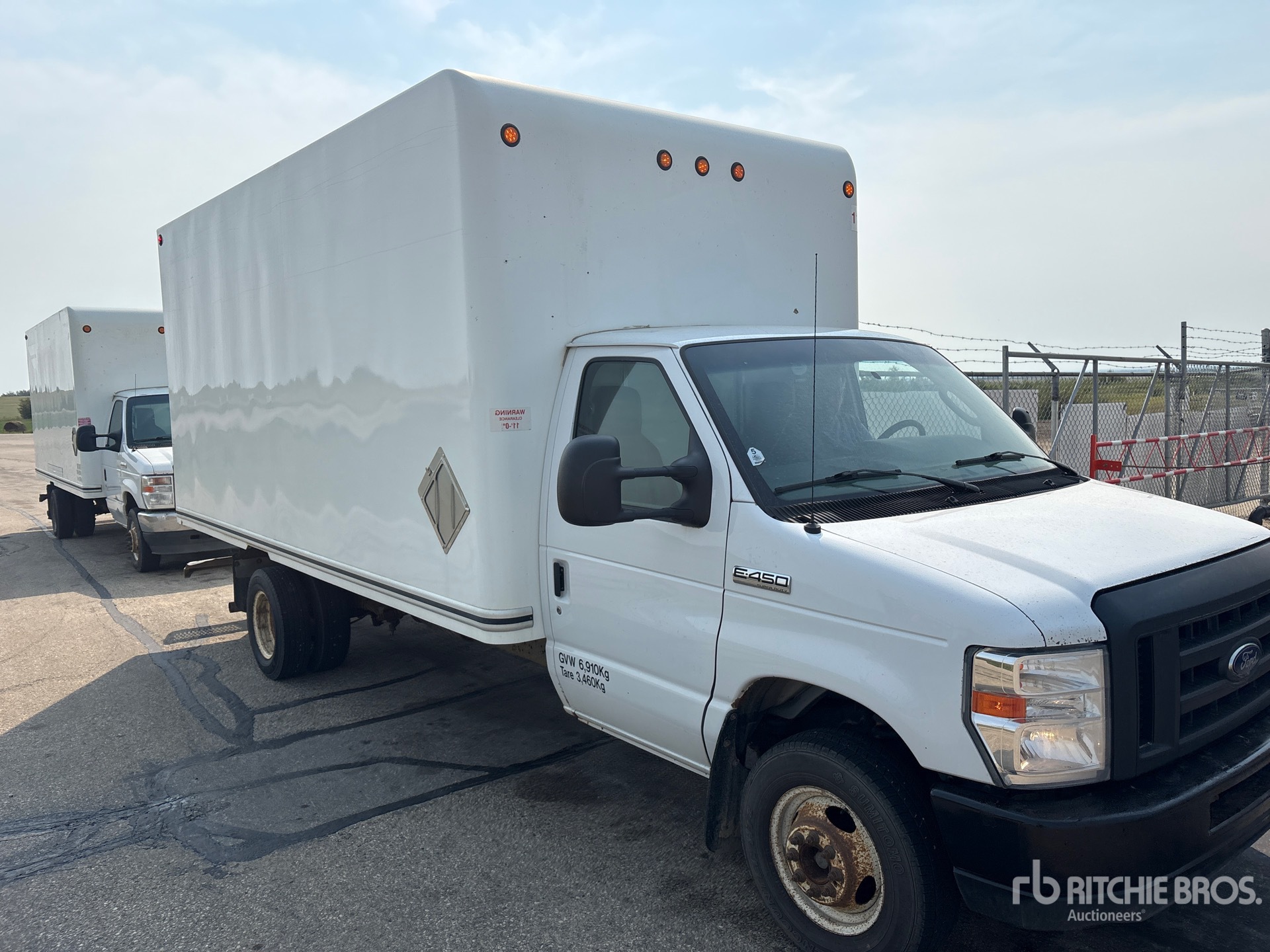 2019 Ford E450