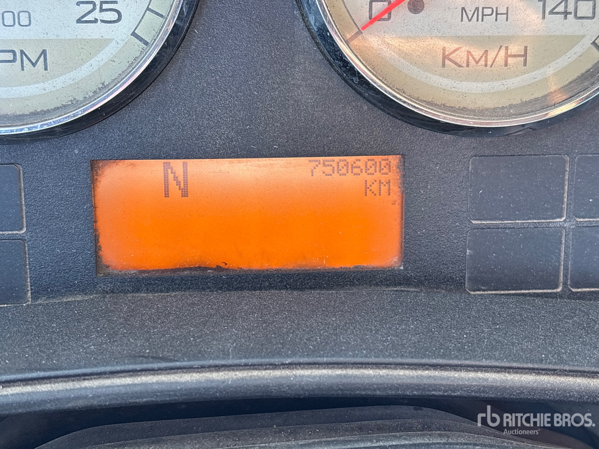 2015 International PROSTAR+ 122
