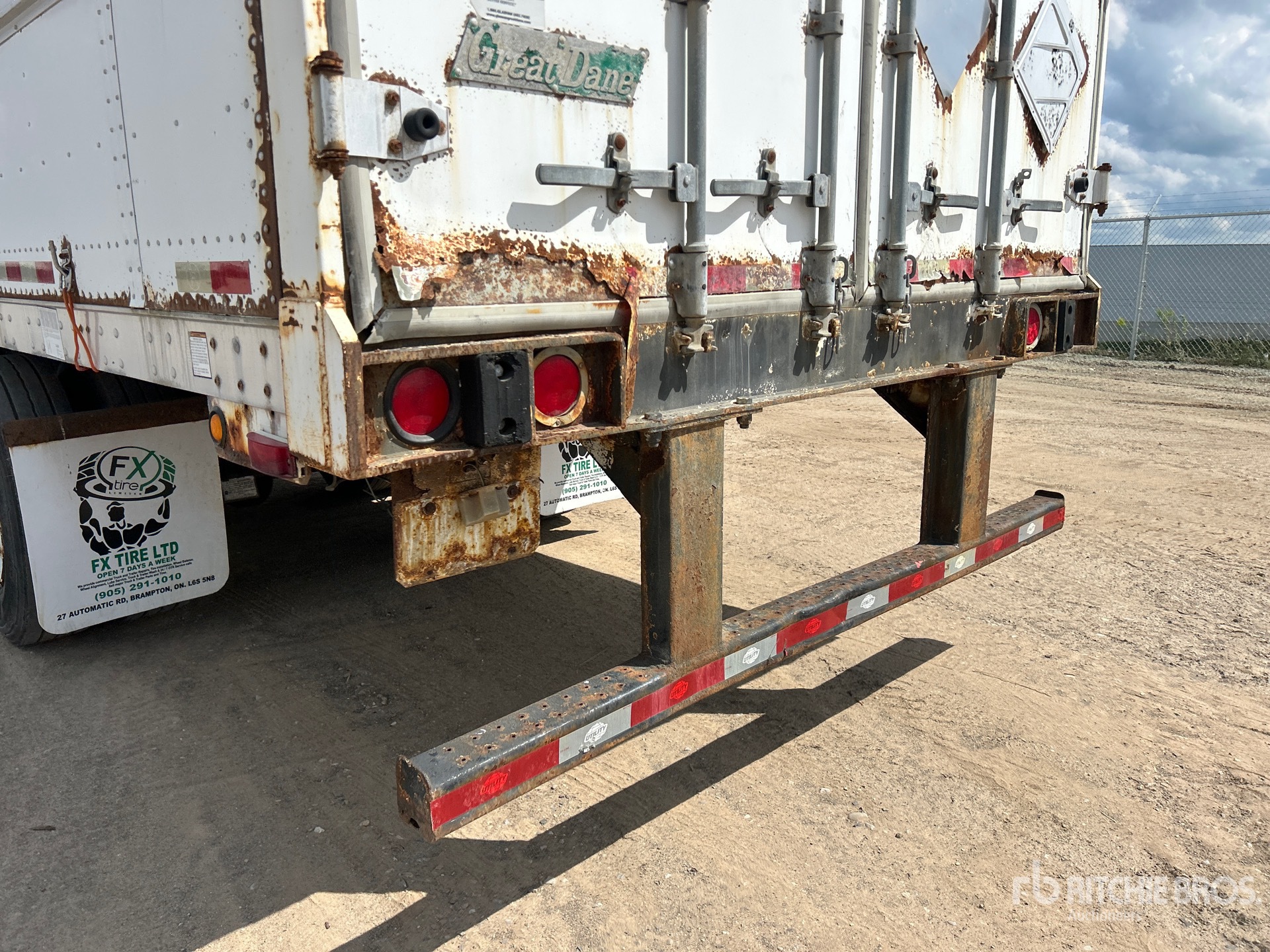 2011 Great Dane 53 FT X 102 IN T/A