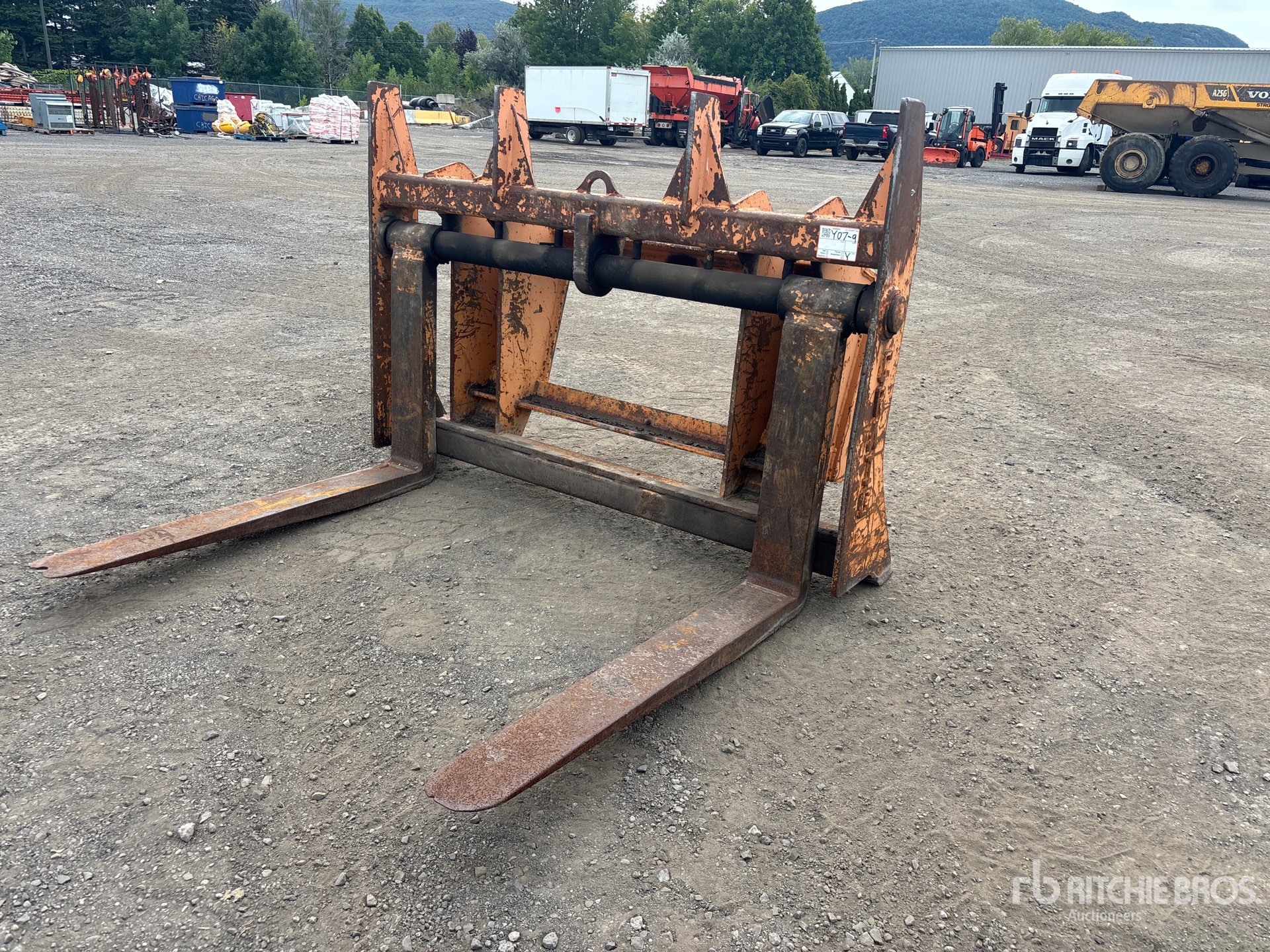  Craig 48 in Q/C to fit on Case 621D