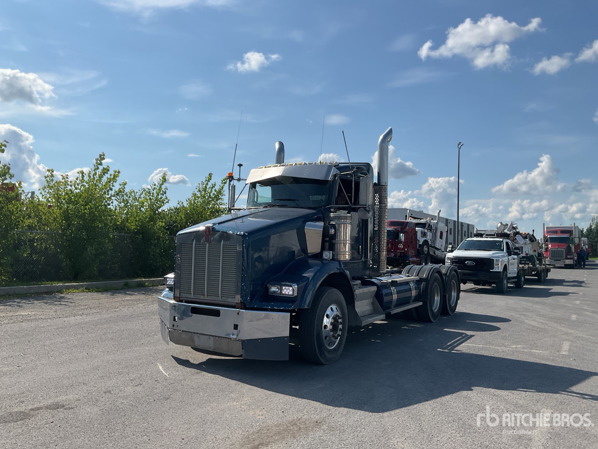 Photo of 2018 Kenworth T800