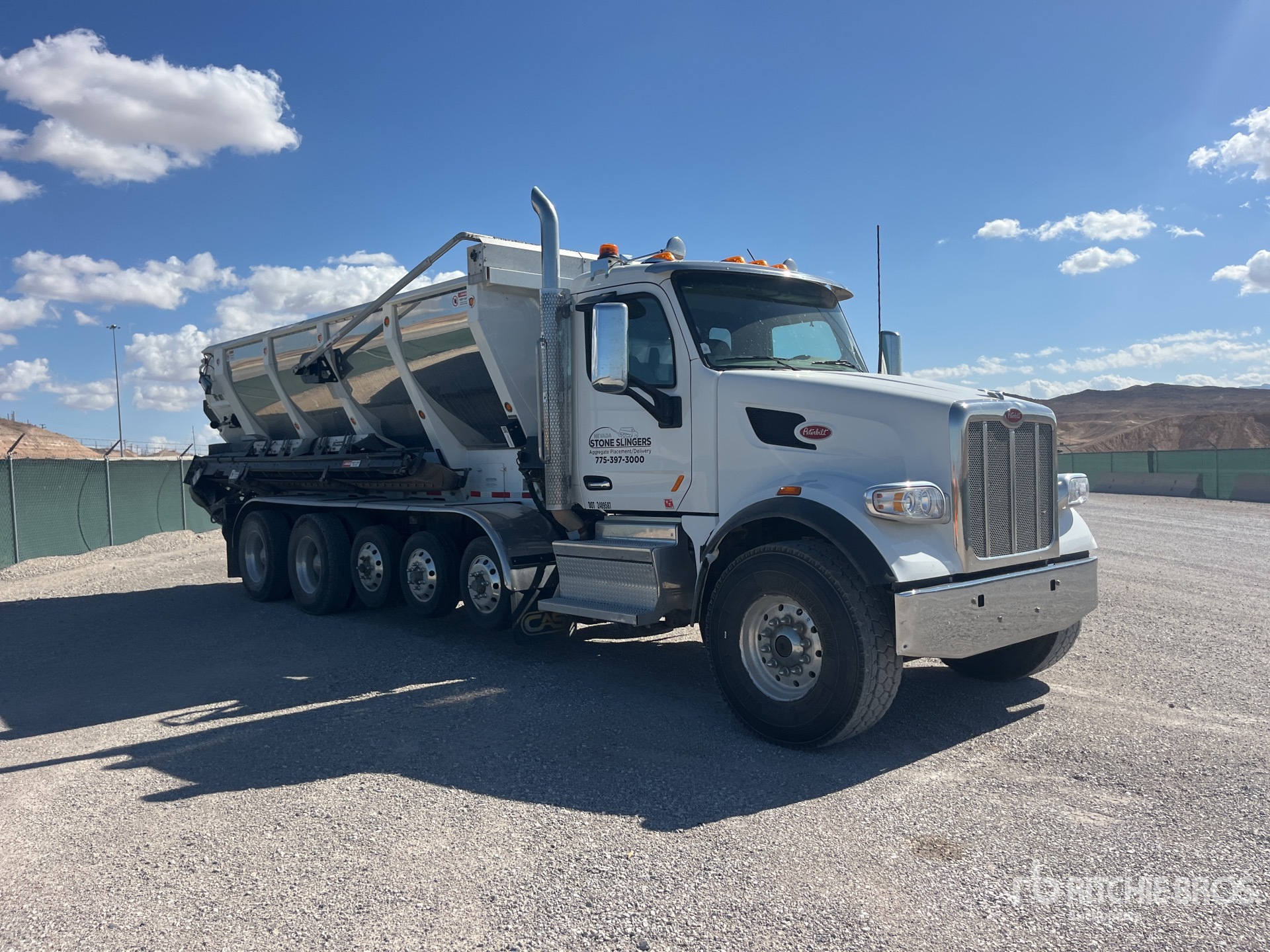 2022 Peterbilt 567