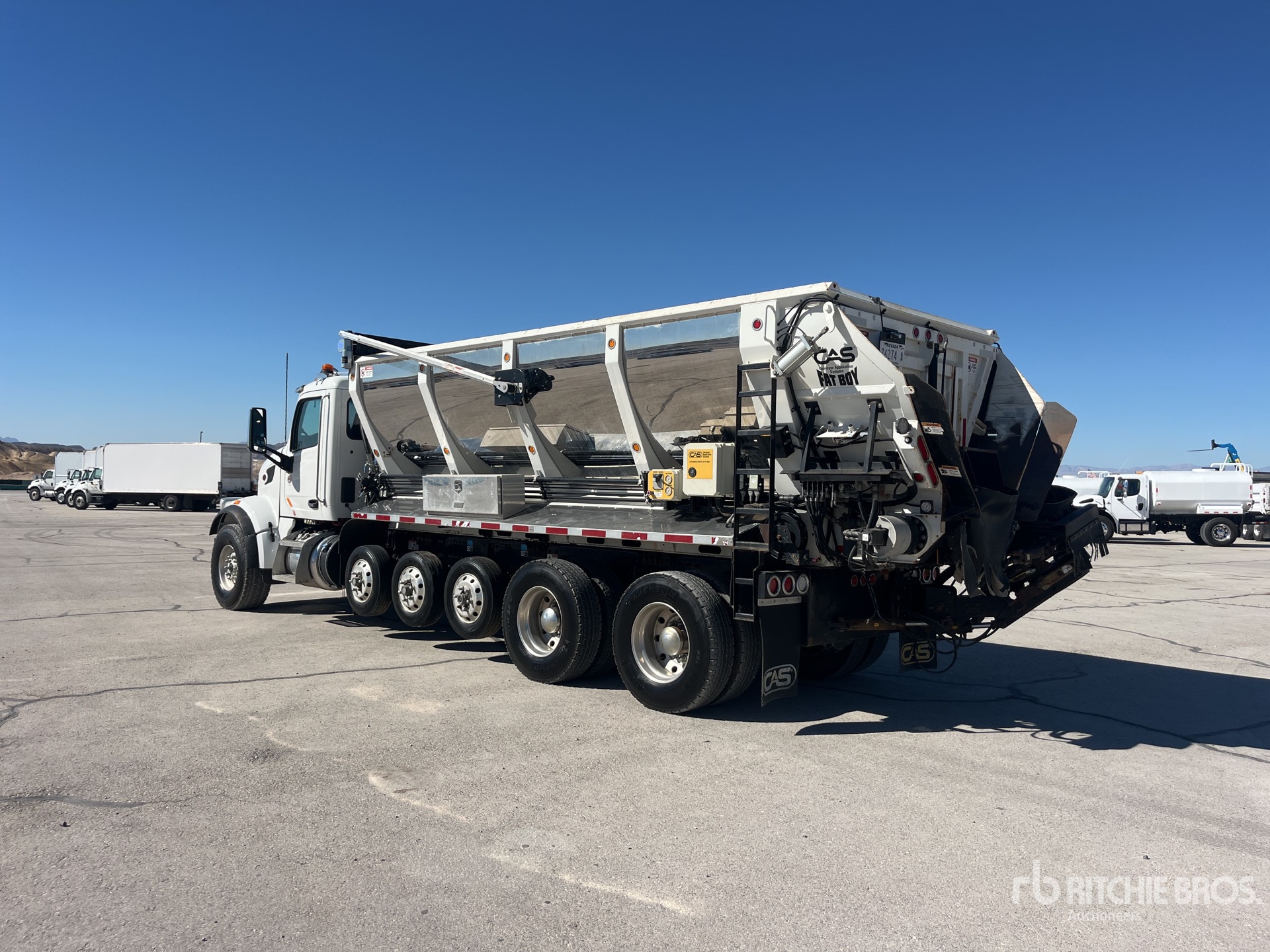 2022 Peterbilt 567