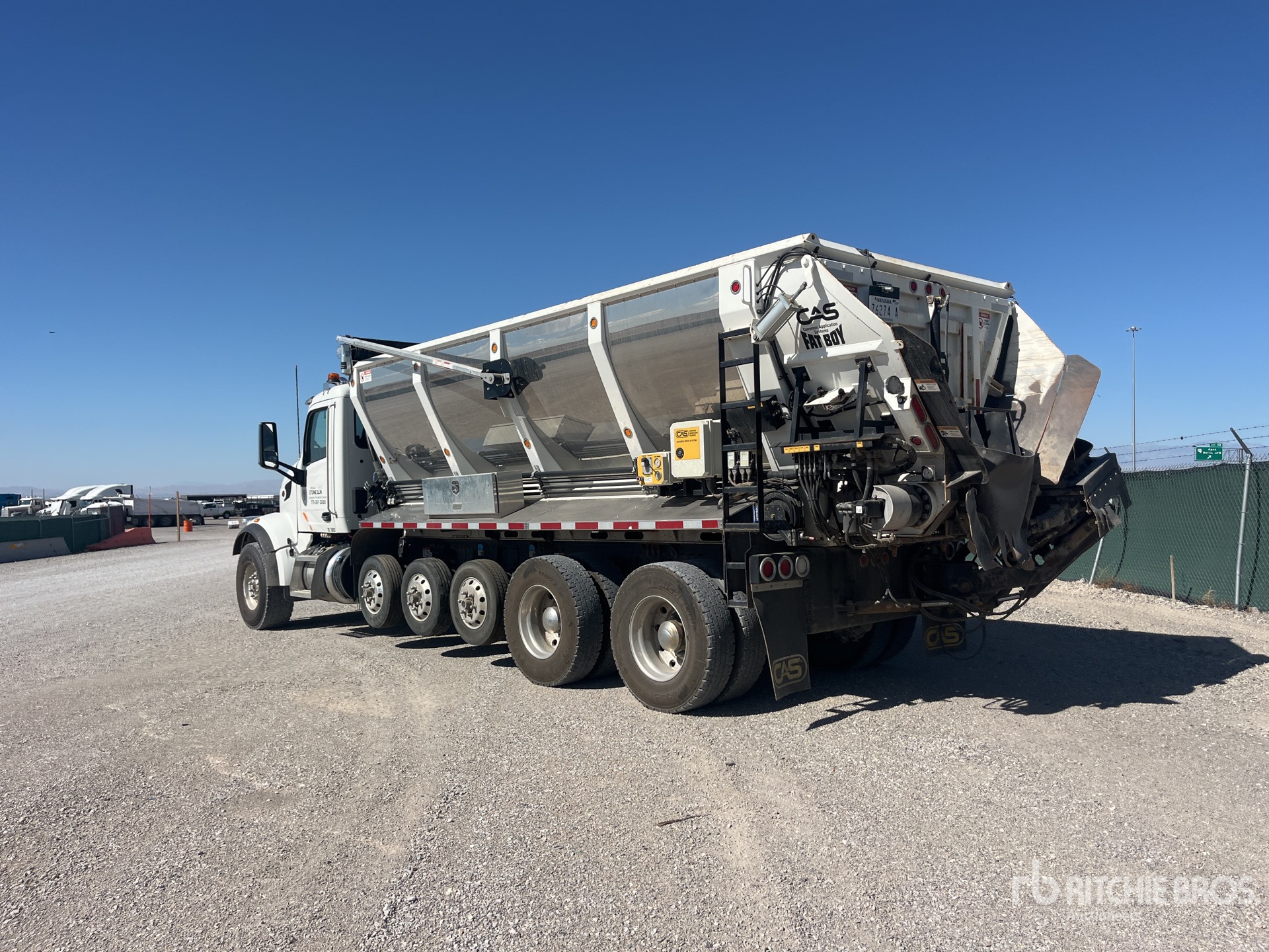 2022 Peterbilt 567