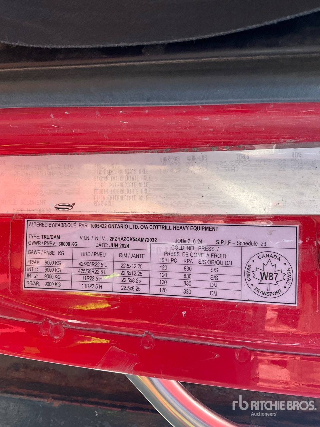 2004 Sterling LT9500
