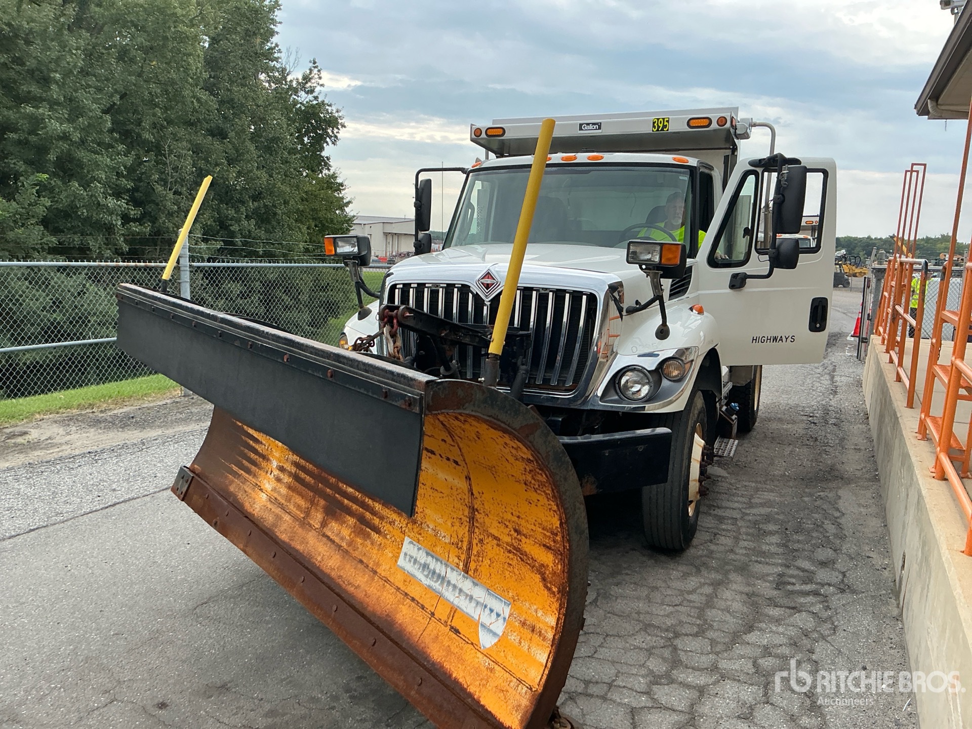 2016 International 7400