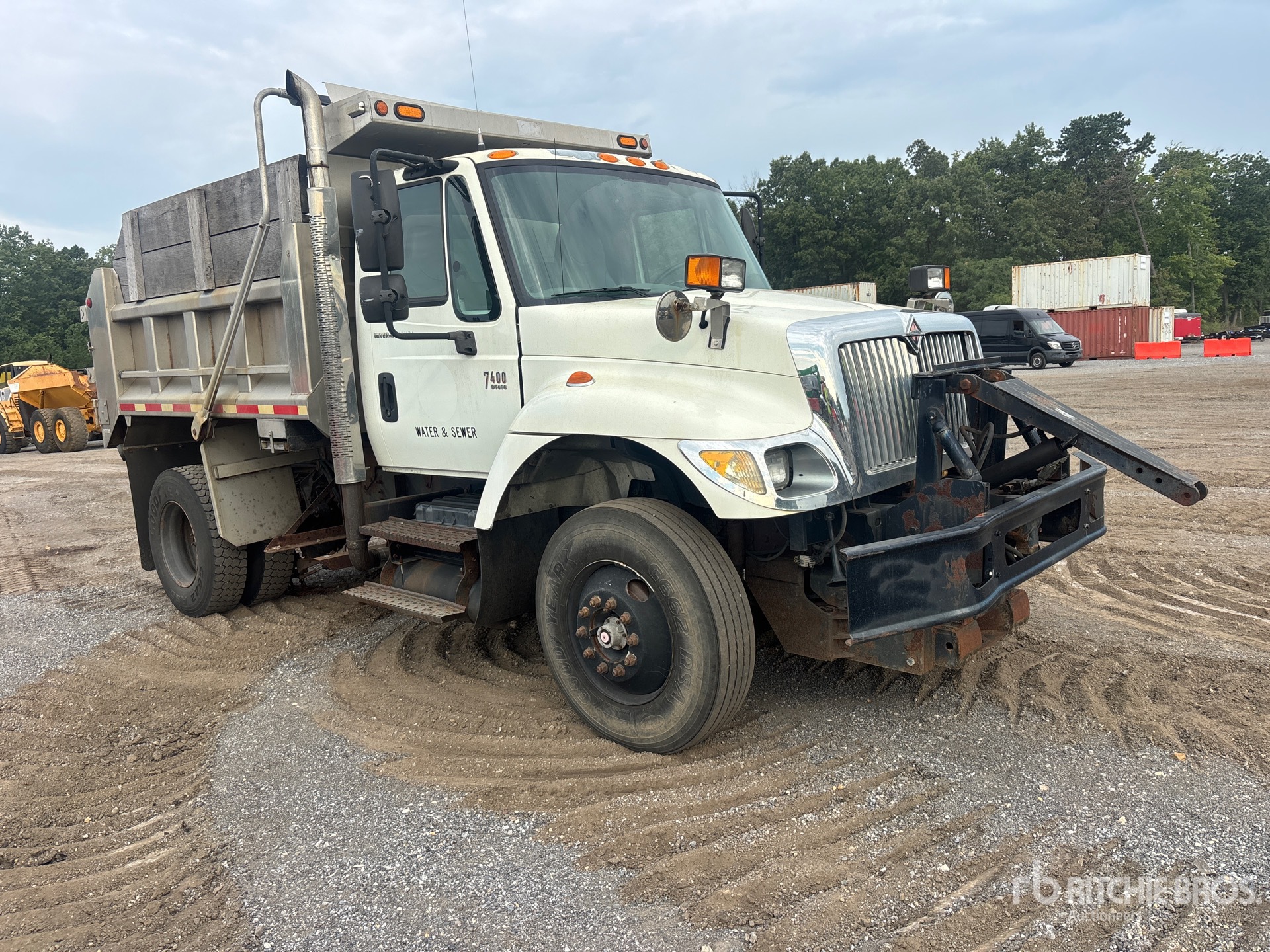2007 International 7400
