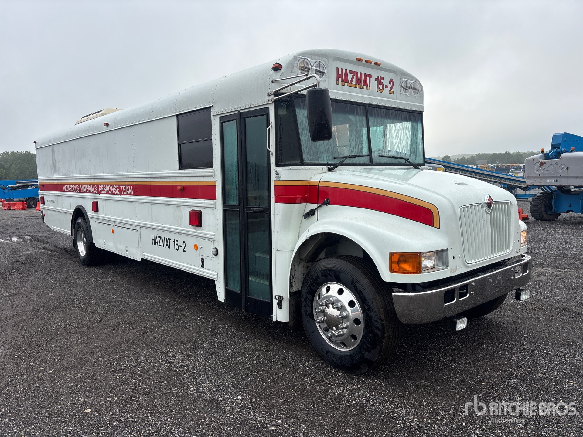 2002 International 3000IC