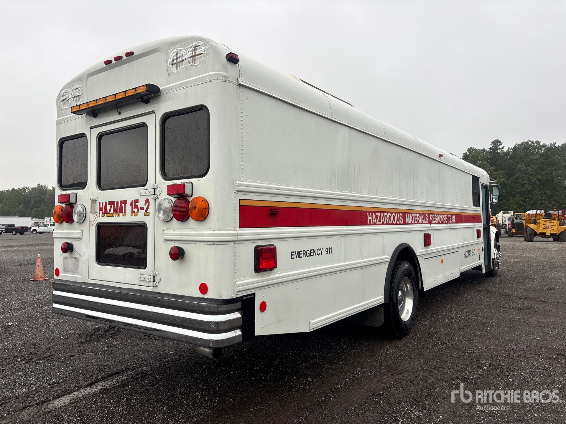 2002 International 3000IC