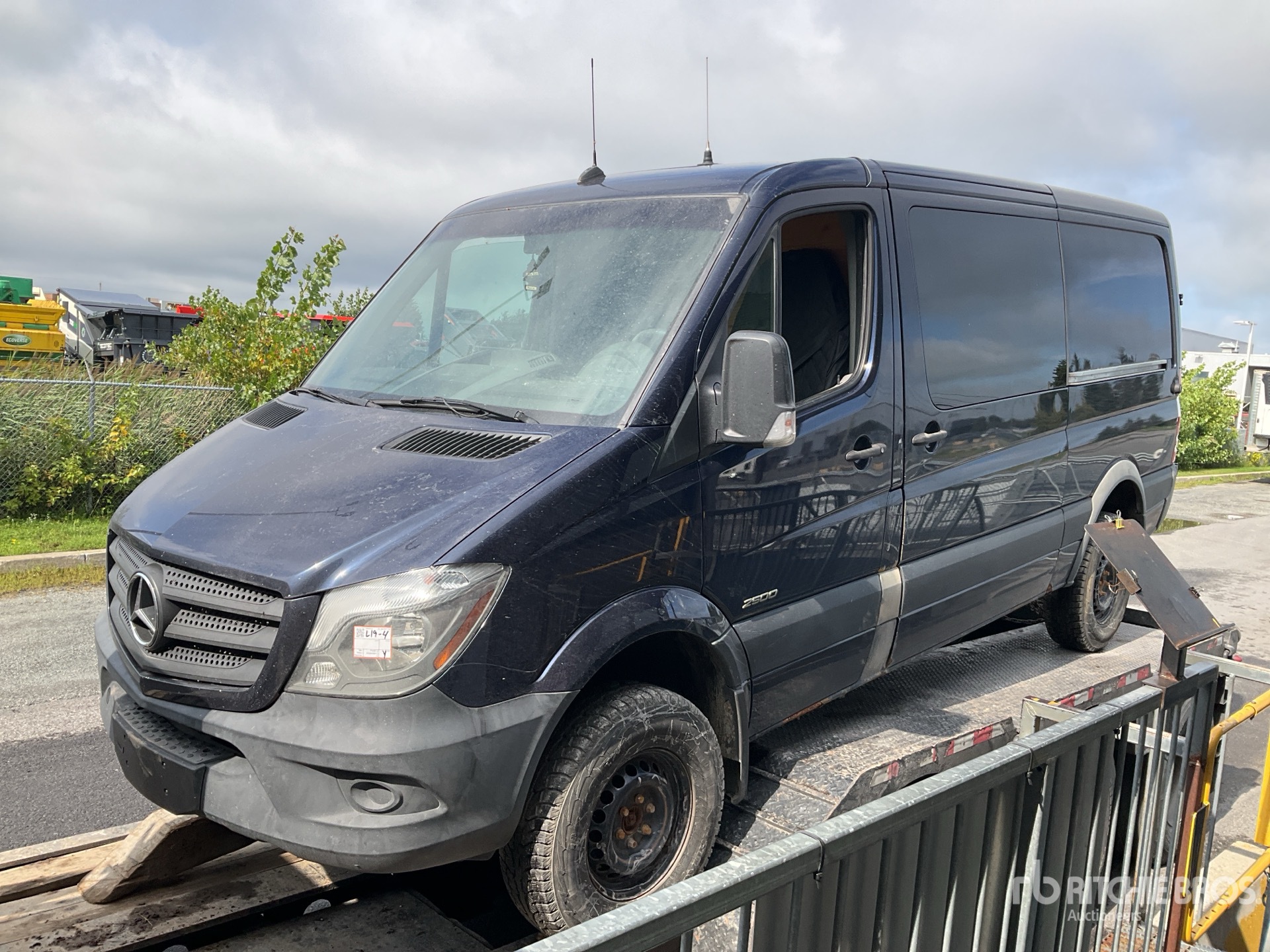 Photo of 2016 Mercedes-Benz 2500