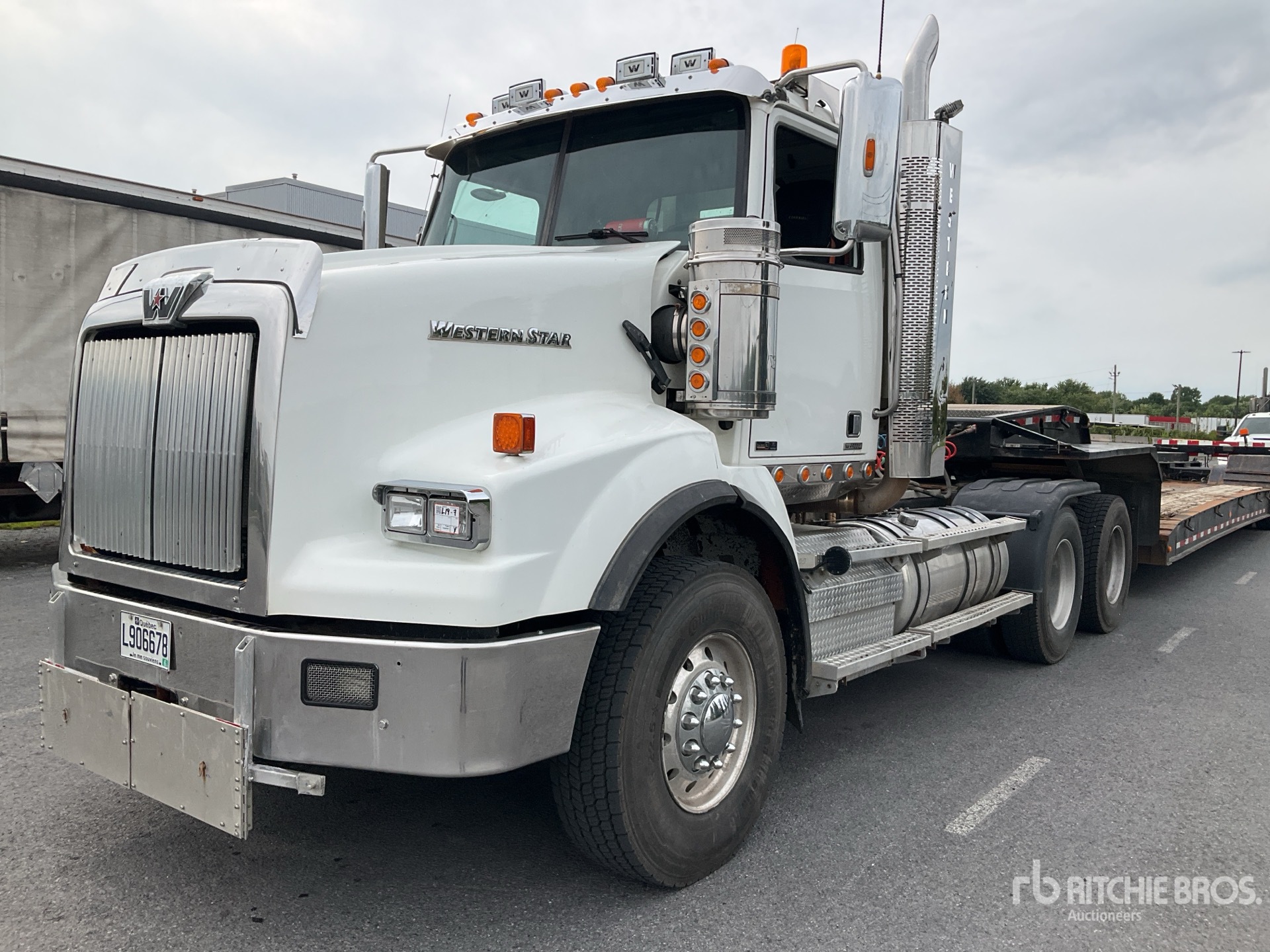 Photo of 2020 Western Star 4900