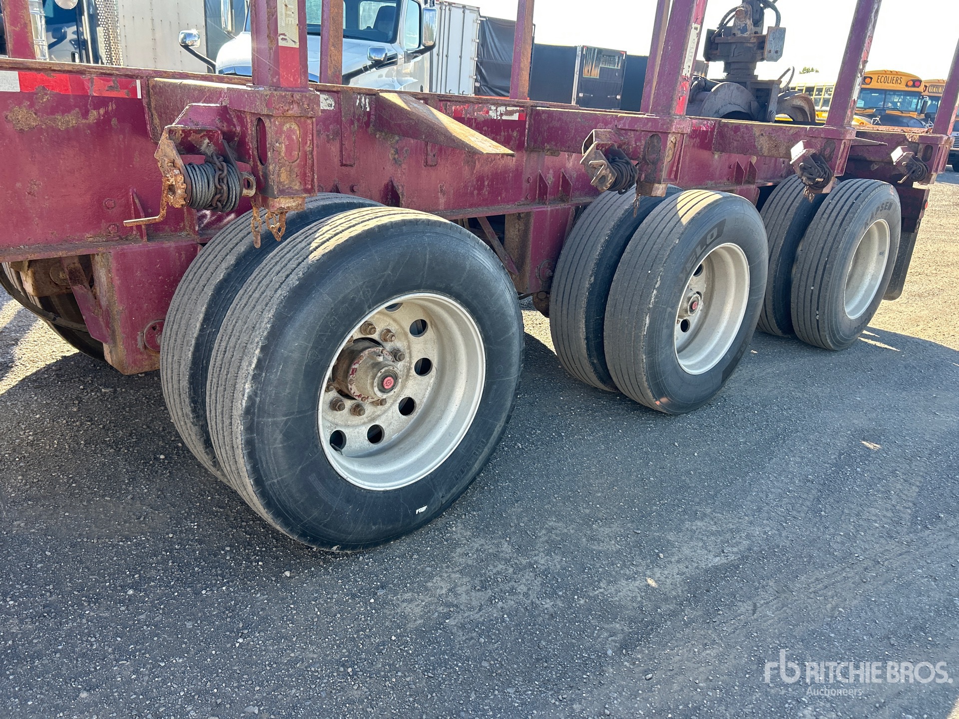 2003 Trail King T484A