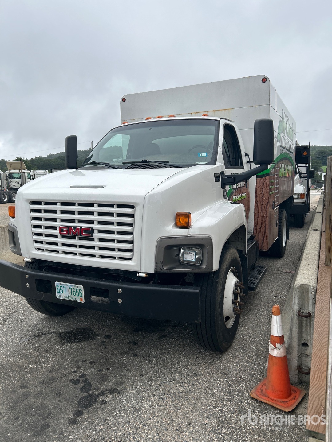 2005 GMC C7500