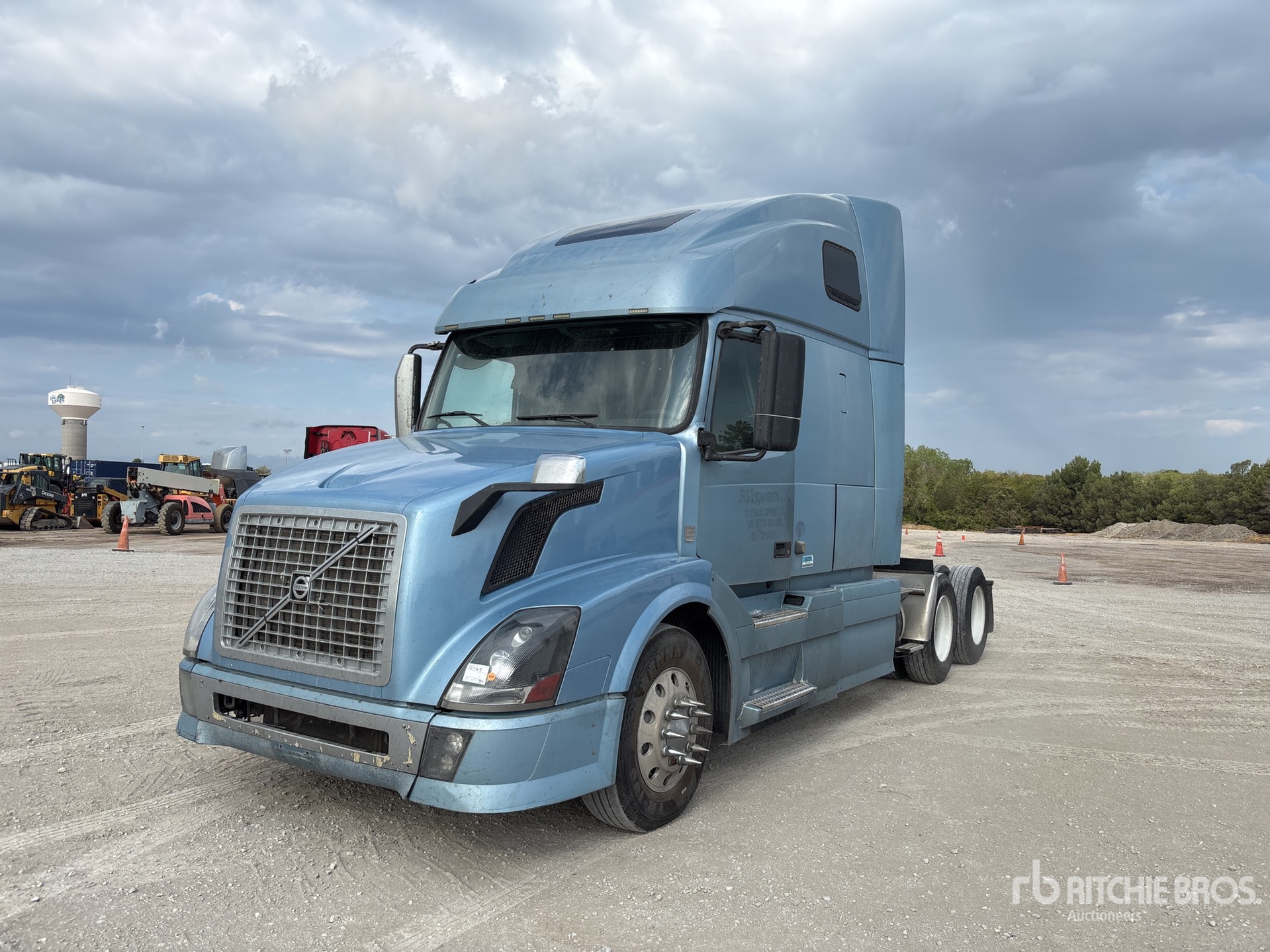Photo of 2012 Volvo VNL